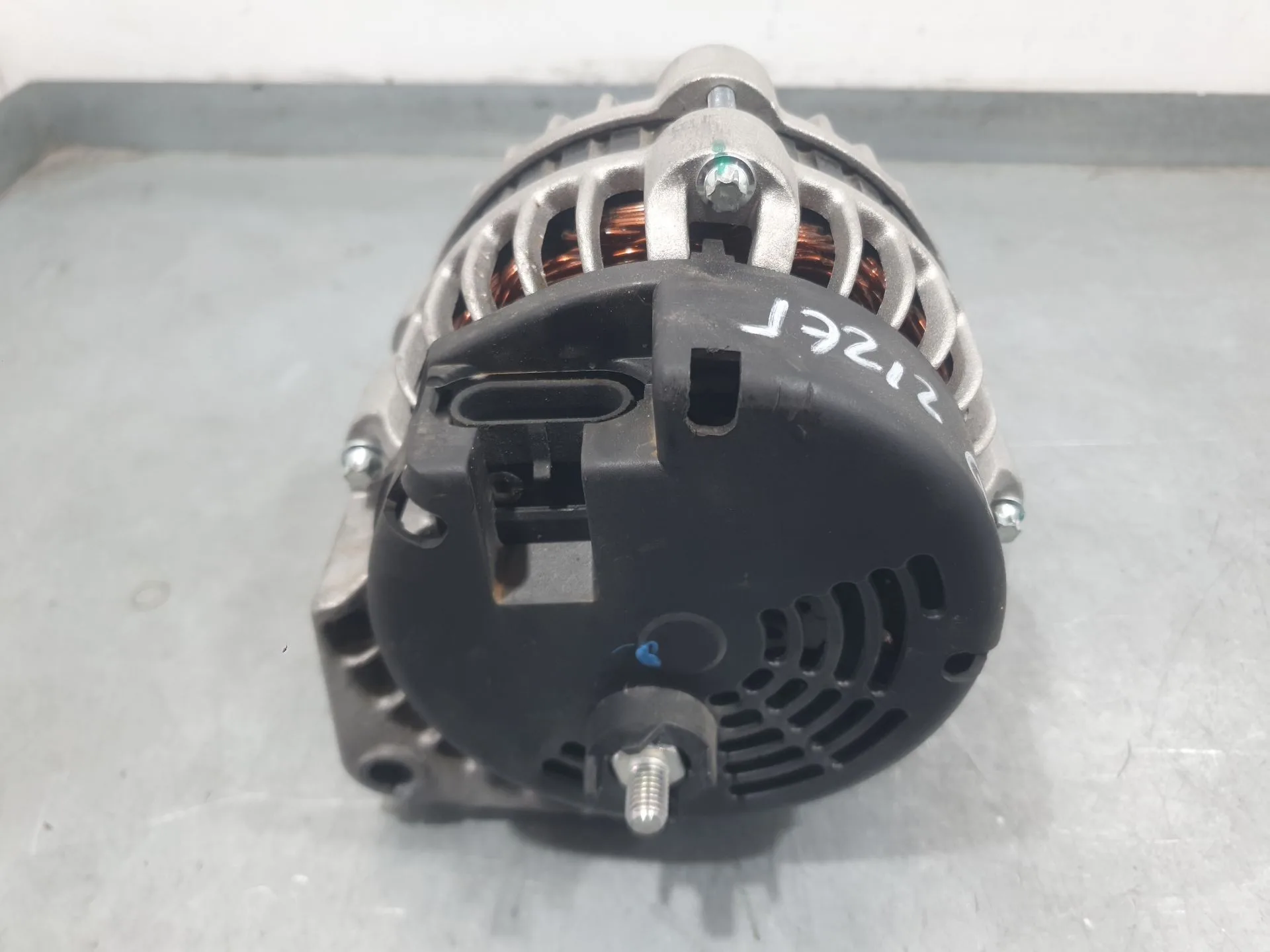 Alternador para Renault Clio Ii (Bb_, Cb_)