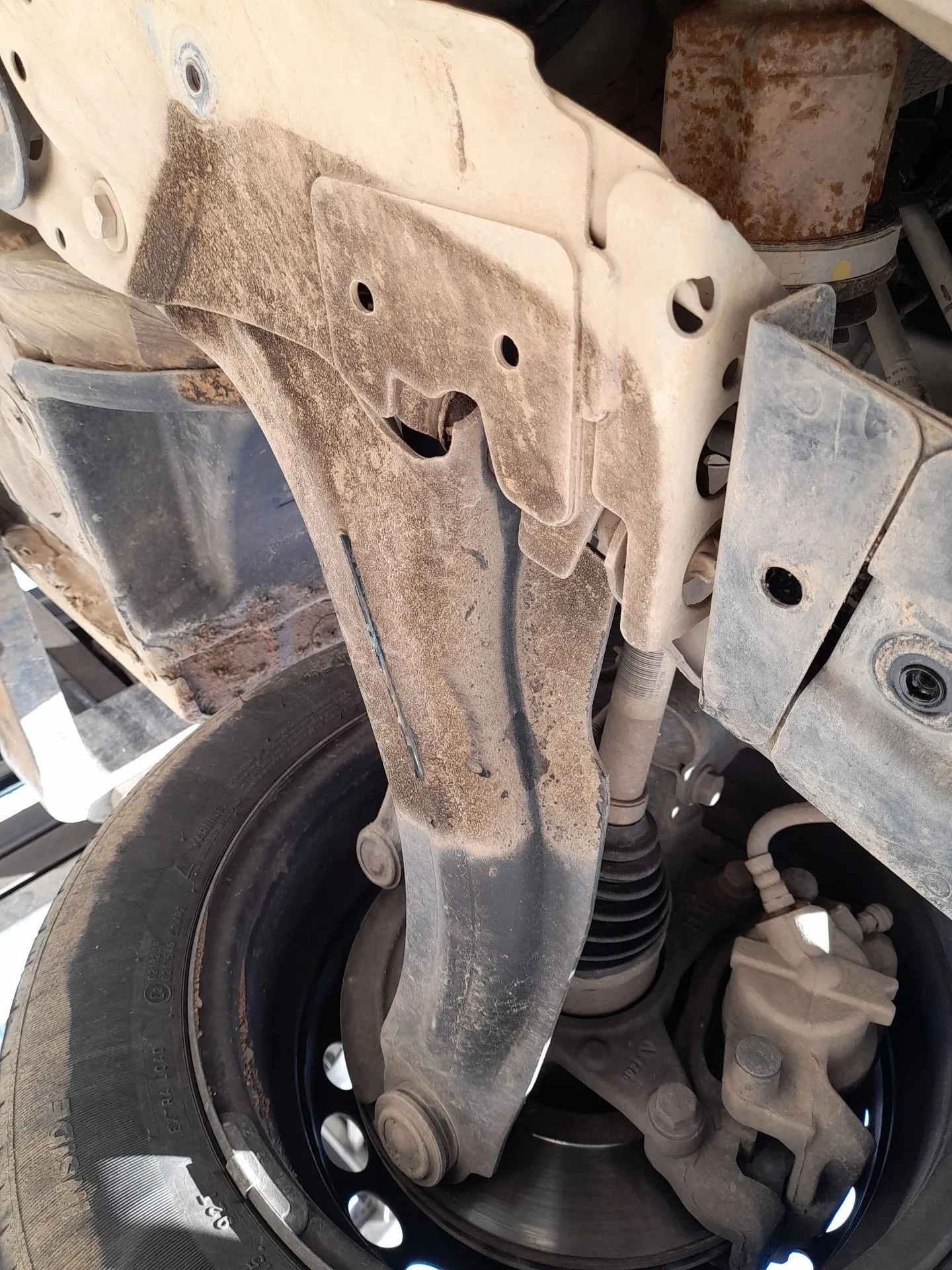 Brazo Suspension Inferior Delantero Izquierdo para Renault Zoe (Bfm_)