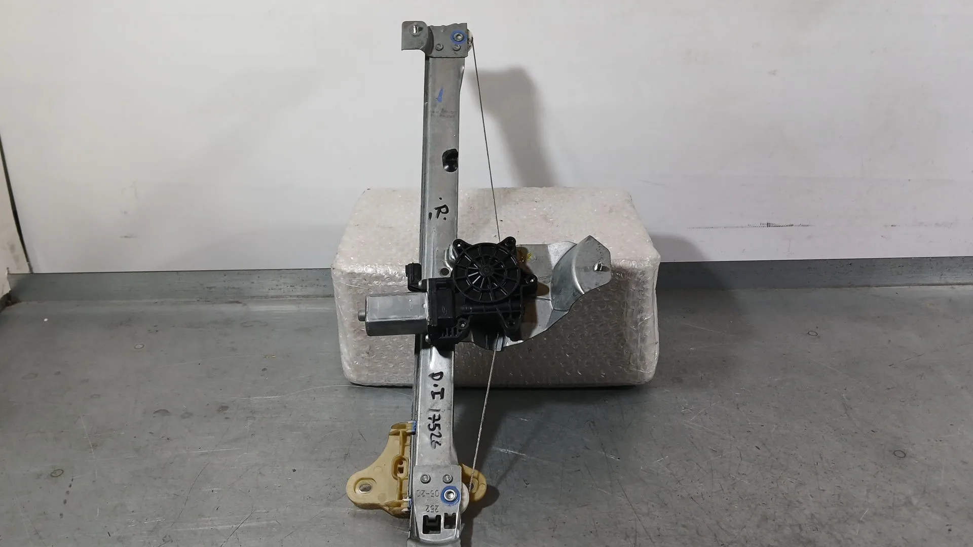 Elevalunas Delantero Izquierdo para Renault Zoe (Bfm_)