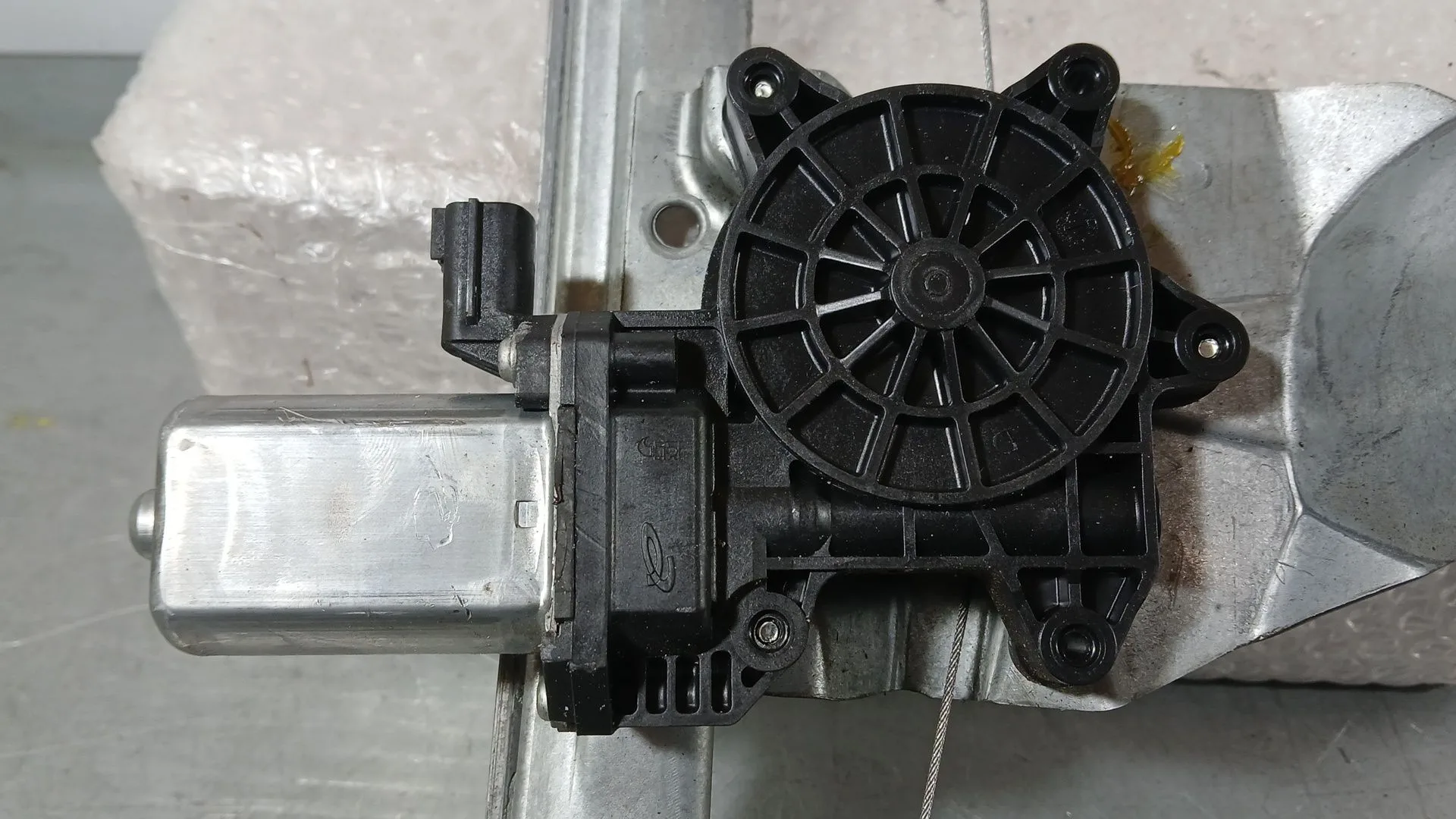Elevalunas Delantero Izquierdo para Renault Zoe (Bfm_)