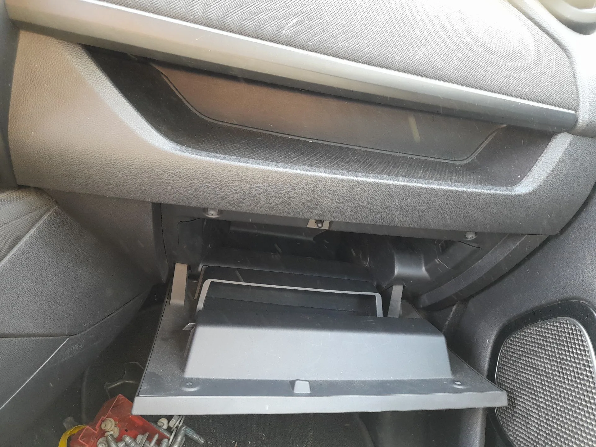Guantera para Renault Zoe (Bfm_)