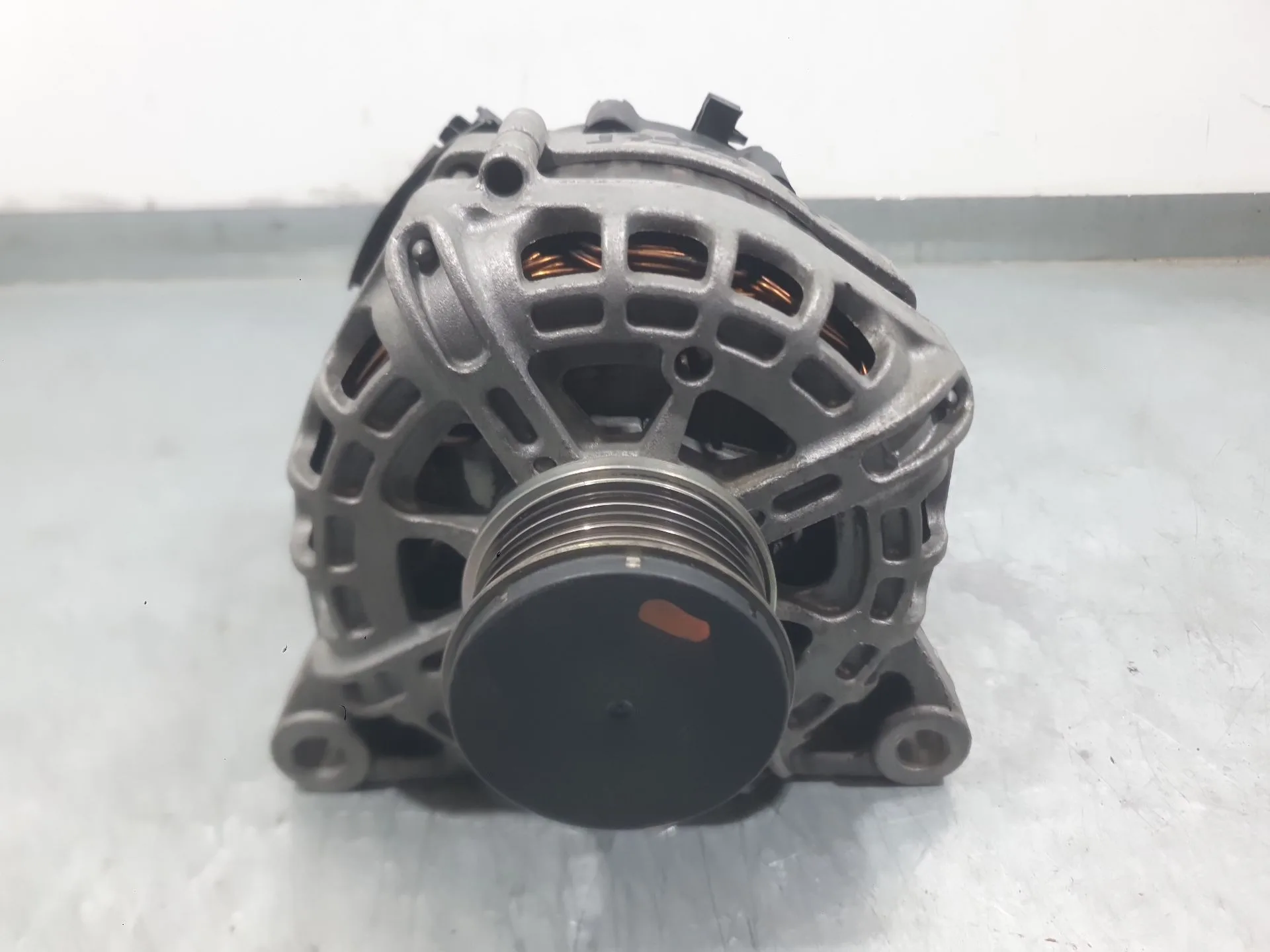 Alternador para Citroën C-Elysee (Dd_)