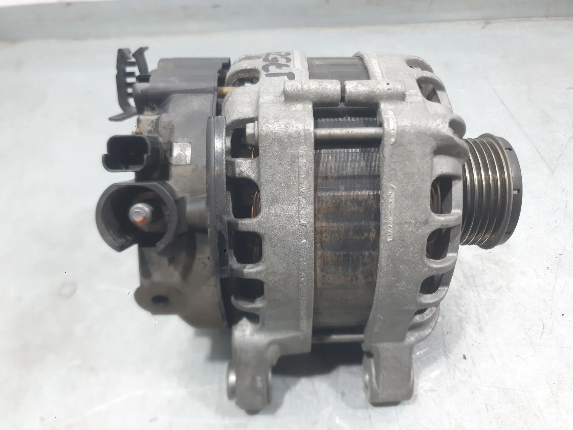Alternador para Citroën C-Elysee (Dd_)