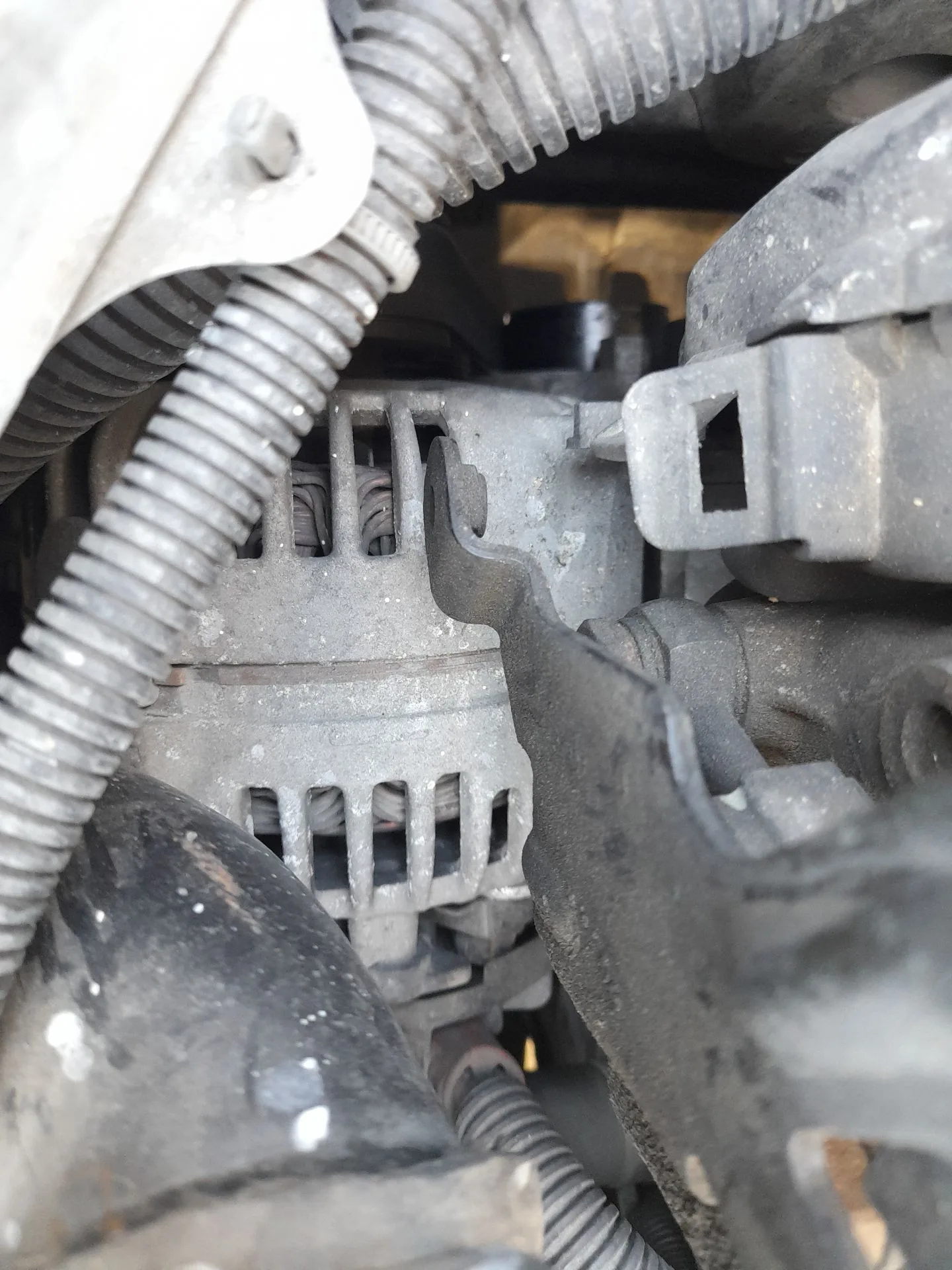 Alternador para Nissan Note (E12)