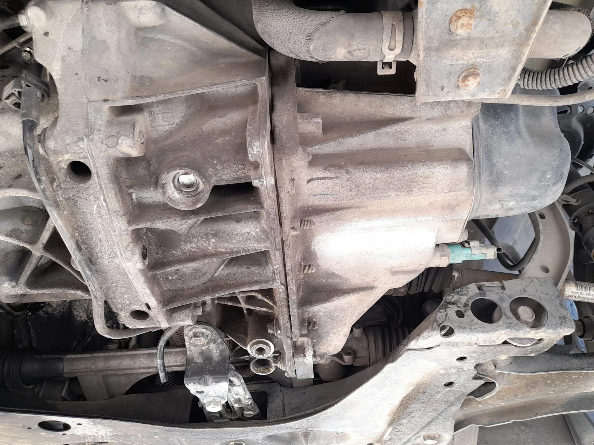 Caja Cambios para Nissan Note (E12)