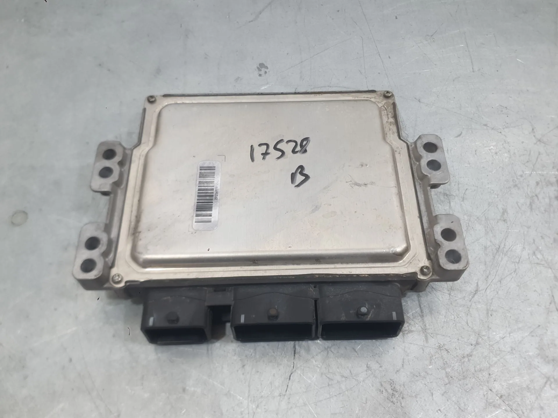 Centralita Motor Uce para Nissan Note (E12)