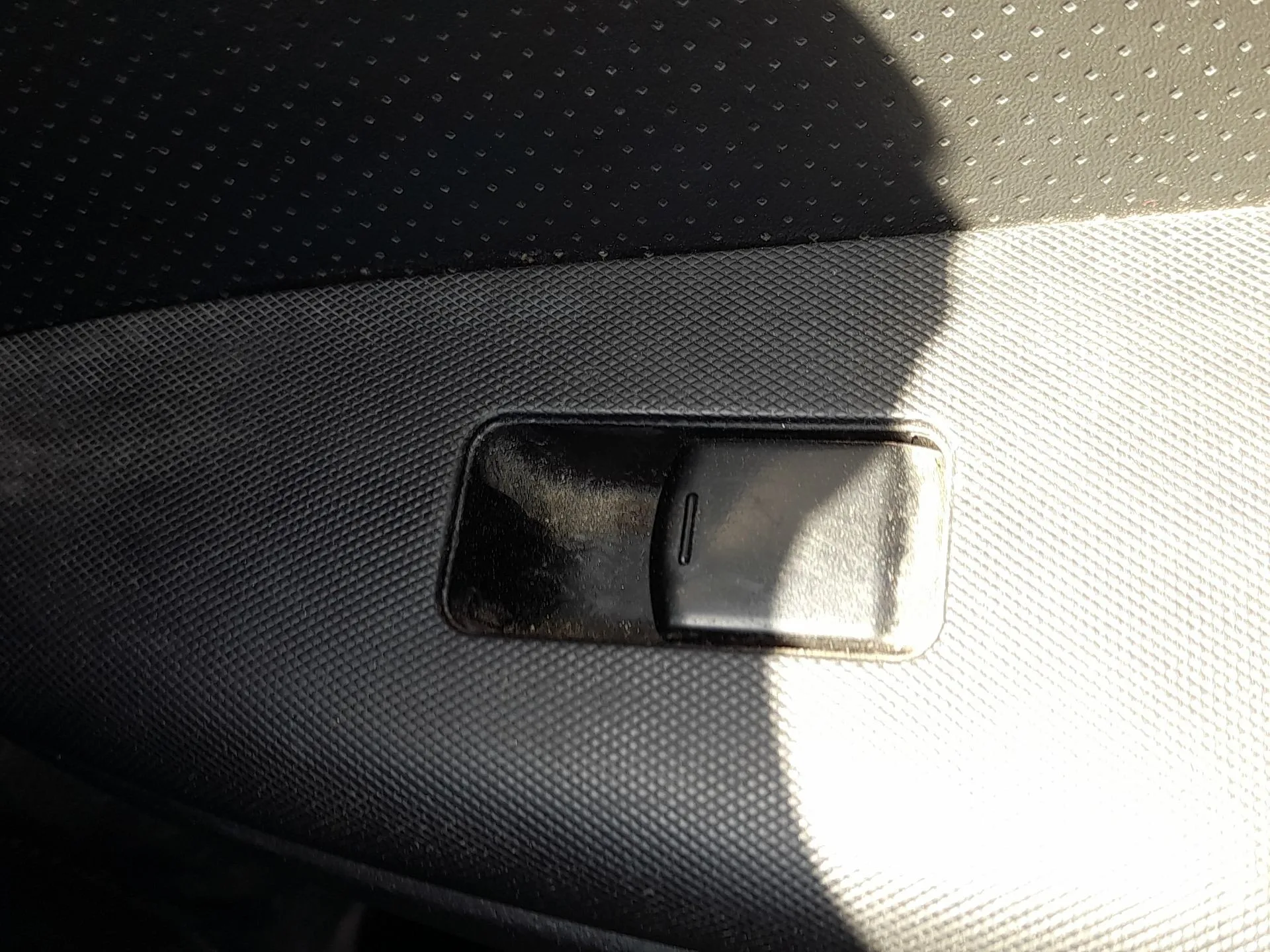 Mando Elevalunas Delantero Derecho para Nissan Note (E12)