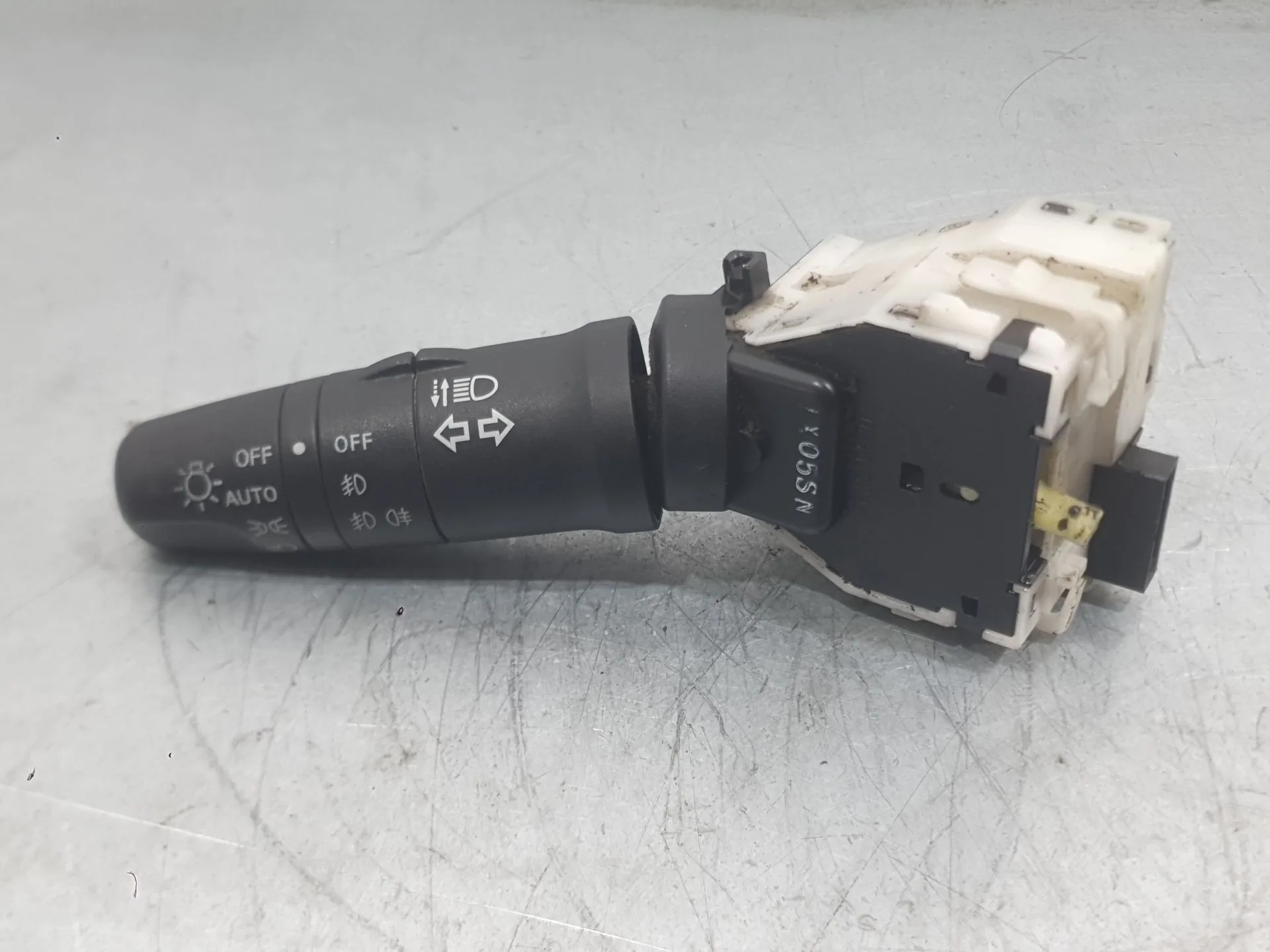 Mando Luces para Nissan Note (E12)