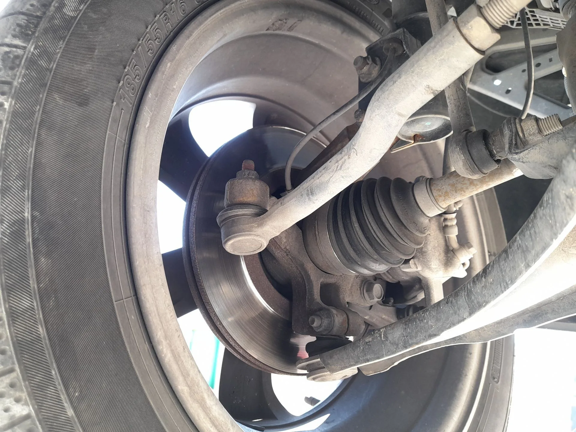 Mangueta Delantera Izquierda para Nissan Note (E12)