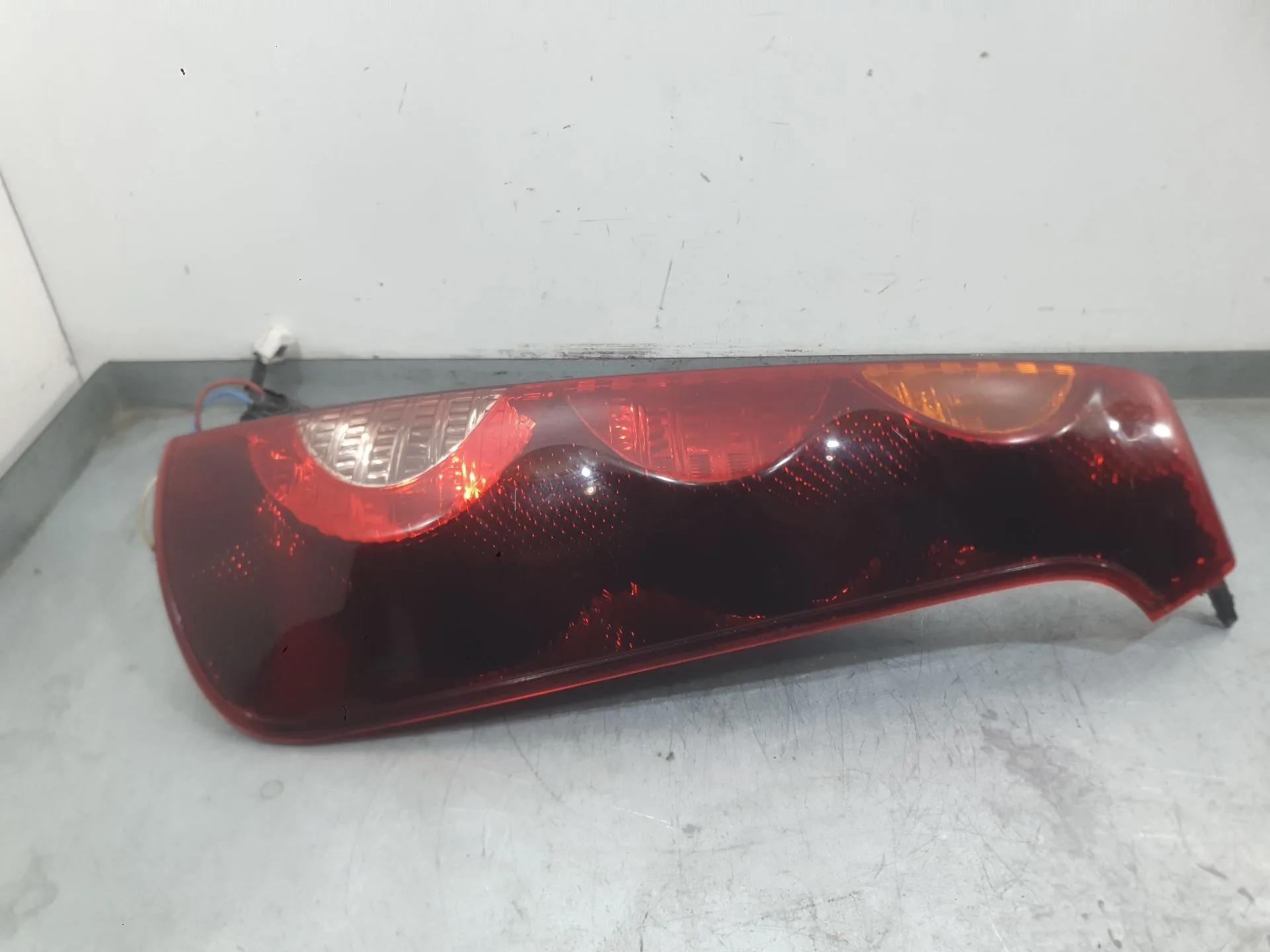 Piloto Trasero Derecho para Nissan Note (E12)