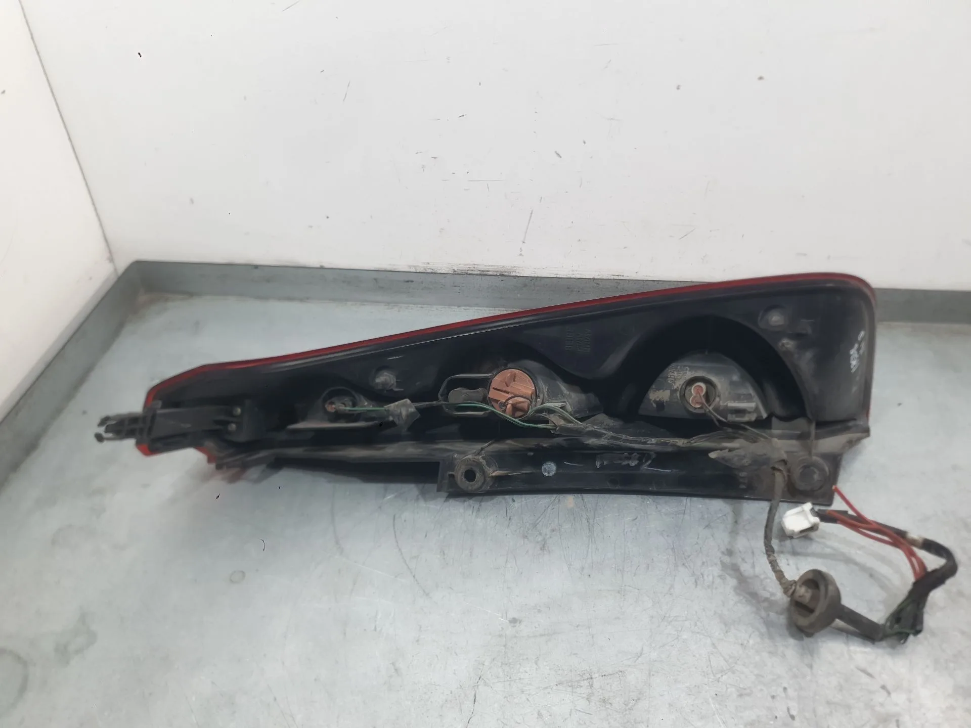 Piloto Trasero Izquierdo para Nissan Note (E12)