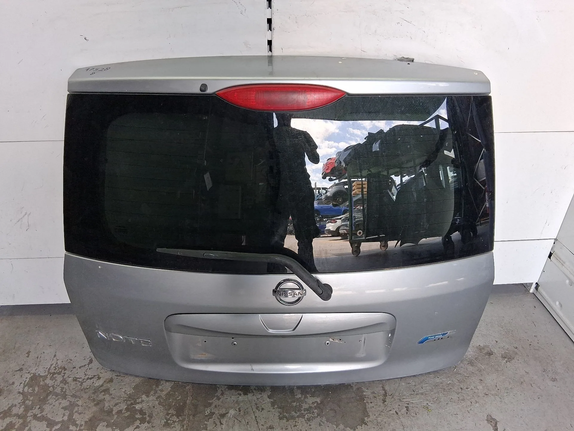 Porton Trasero para Nissan Note (E12)