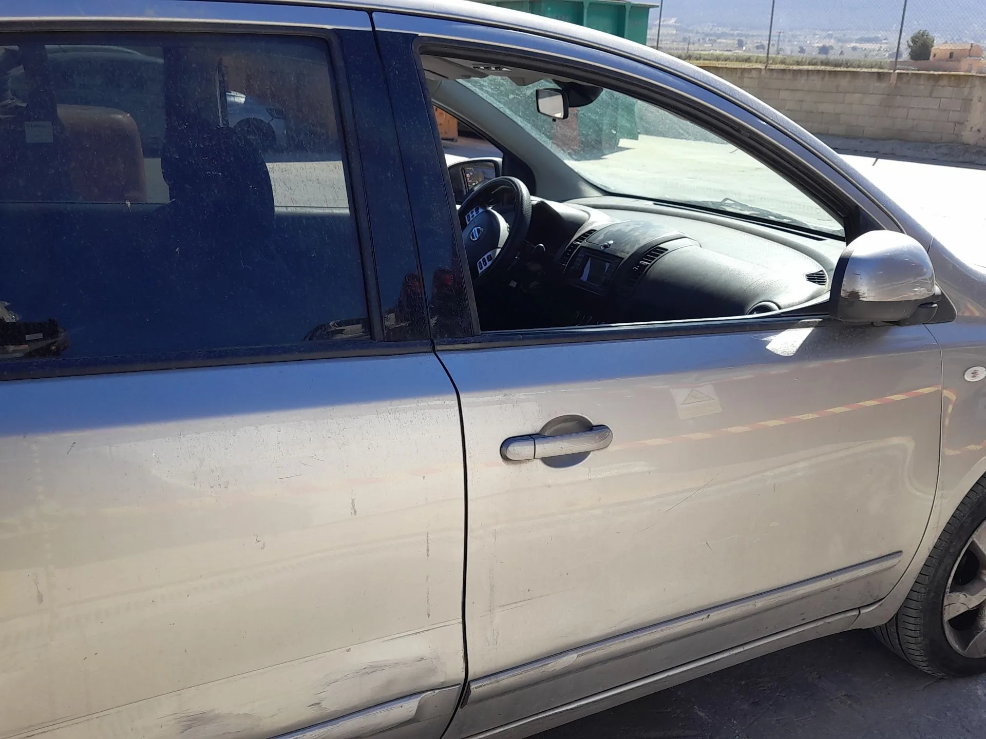 Puerta Delantera Derecha para Nissan Note (E12)