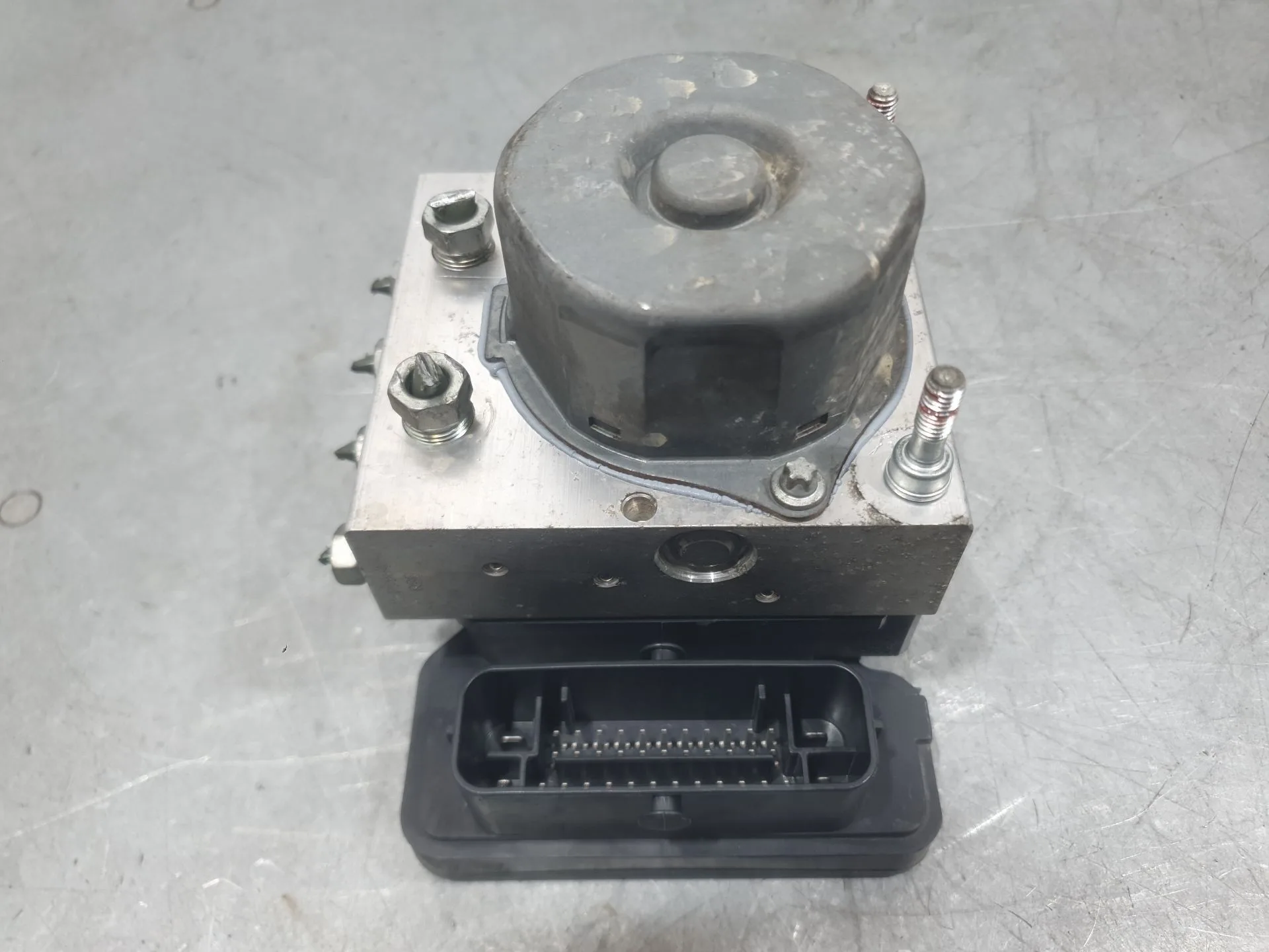 Abs para Toyota Auris (_E18_)