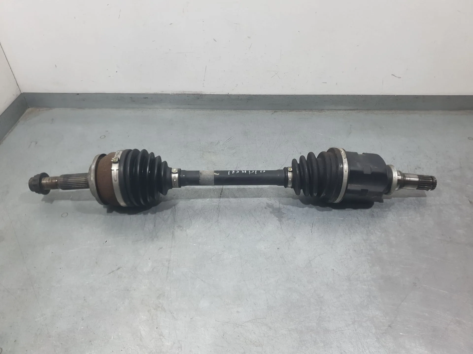 Transmision Delantera Izquierda para Toyota Auris (_E18_)