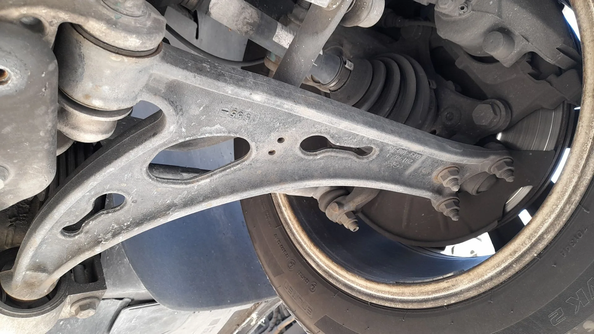 Brazo Suspension Inferior Delantero Izquierdo para Volkswagen Eos (1F7, 1F8)