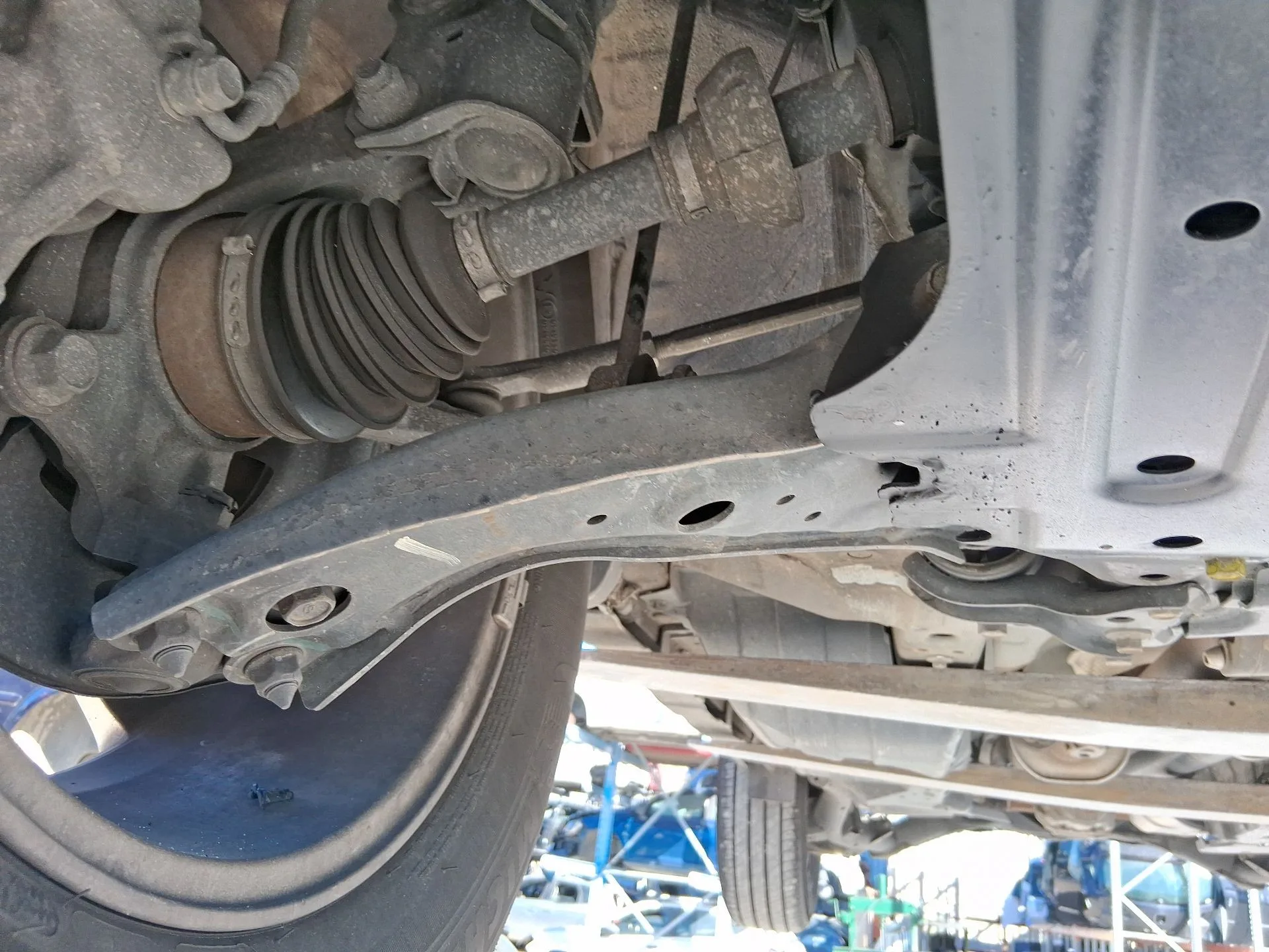 Brazo Suspension Inferior Delantero Derecho para Honda Cr-V Iii (Re_)