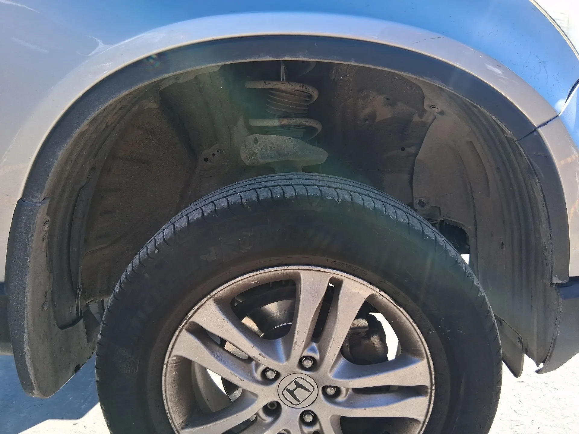 Plastico Pase Rueda Del. Dch. para Honda Cr-V Iii (Re_)