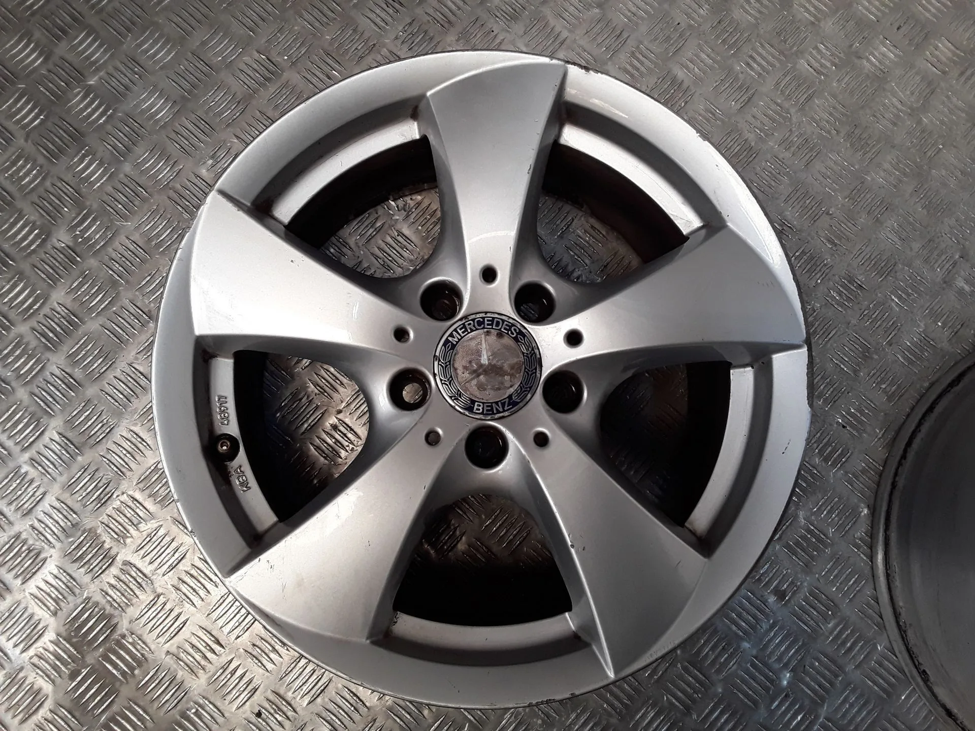 Juego Llantas Aluminio para Mercedes-Benz Clase C (W204) Lim.