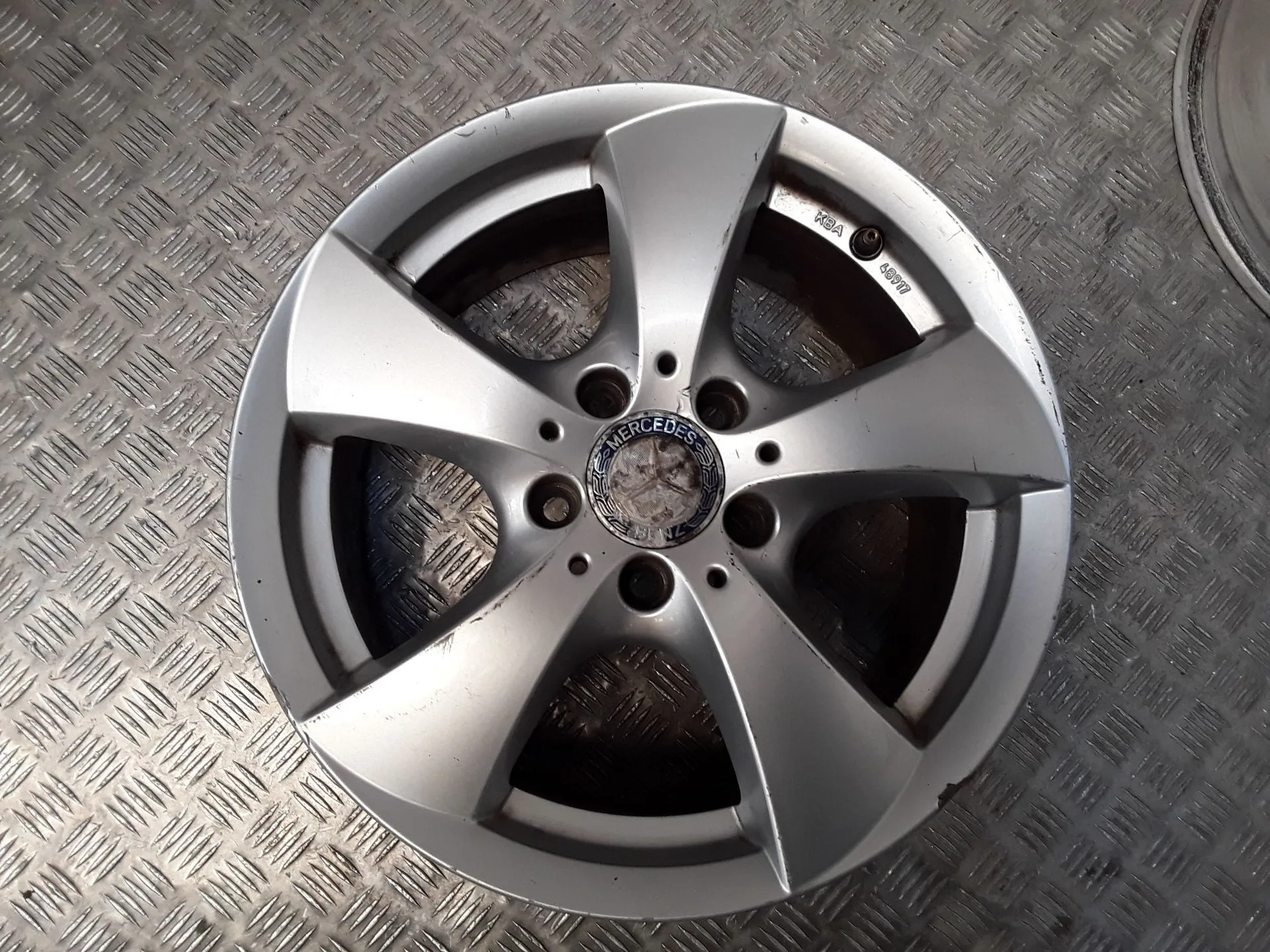 Juego Llantas Aluminio para Mercedes-Benz Clase C (W204) Lim.