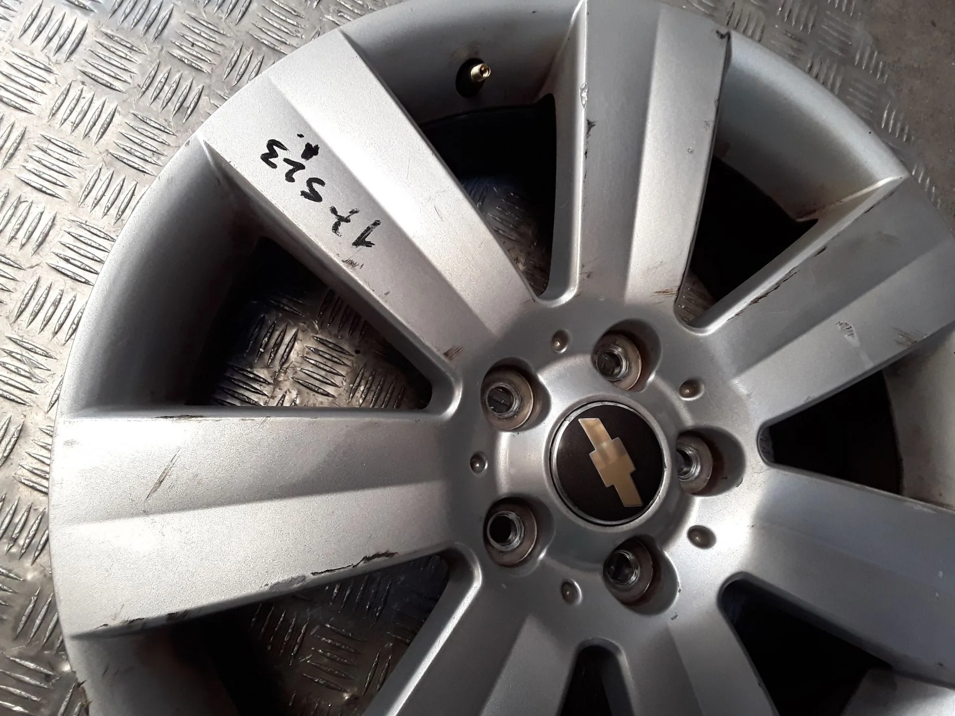 Llanta Aluminio para Chevrolet Captiva (C100, C140)
