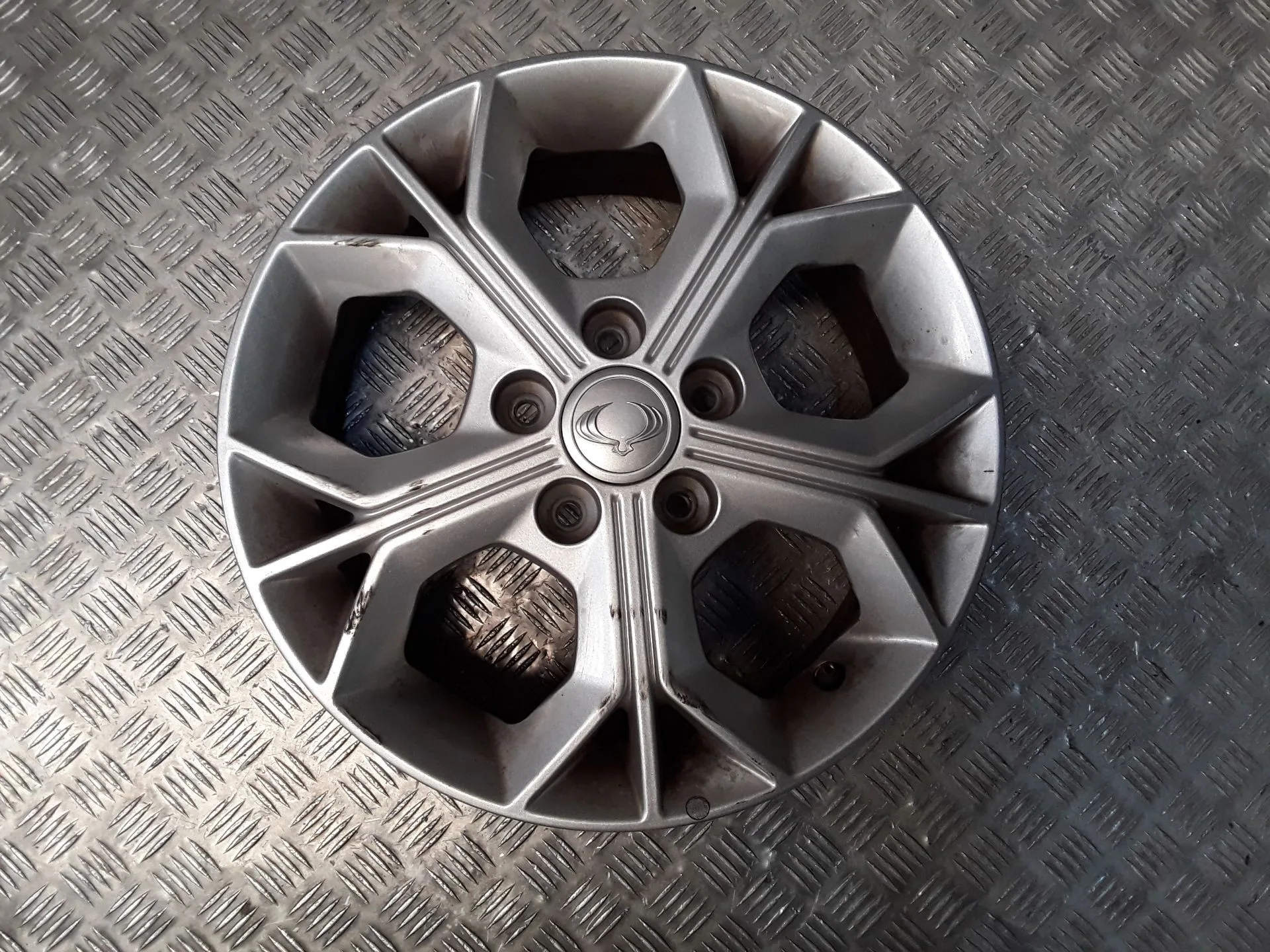 Llanta Aluminio para Ssangyong Tivoli