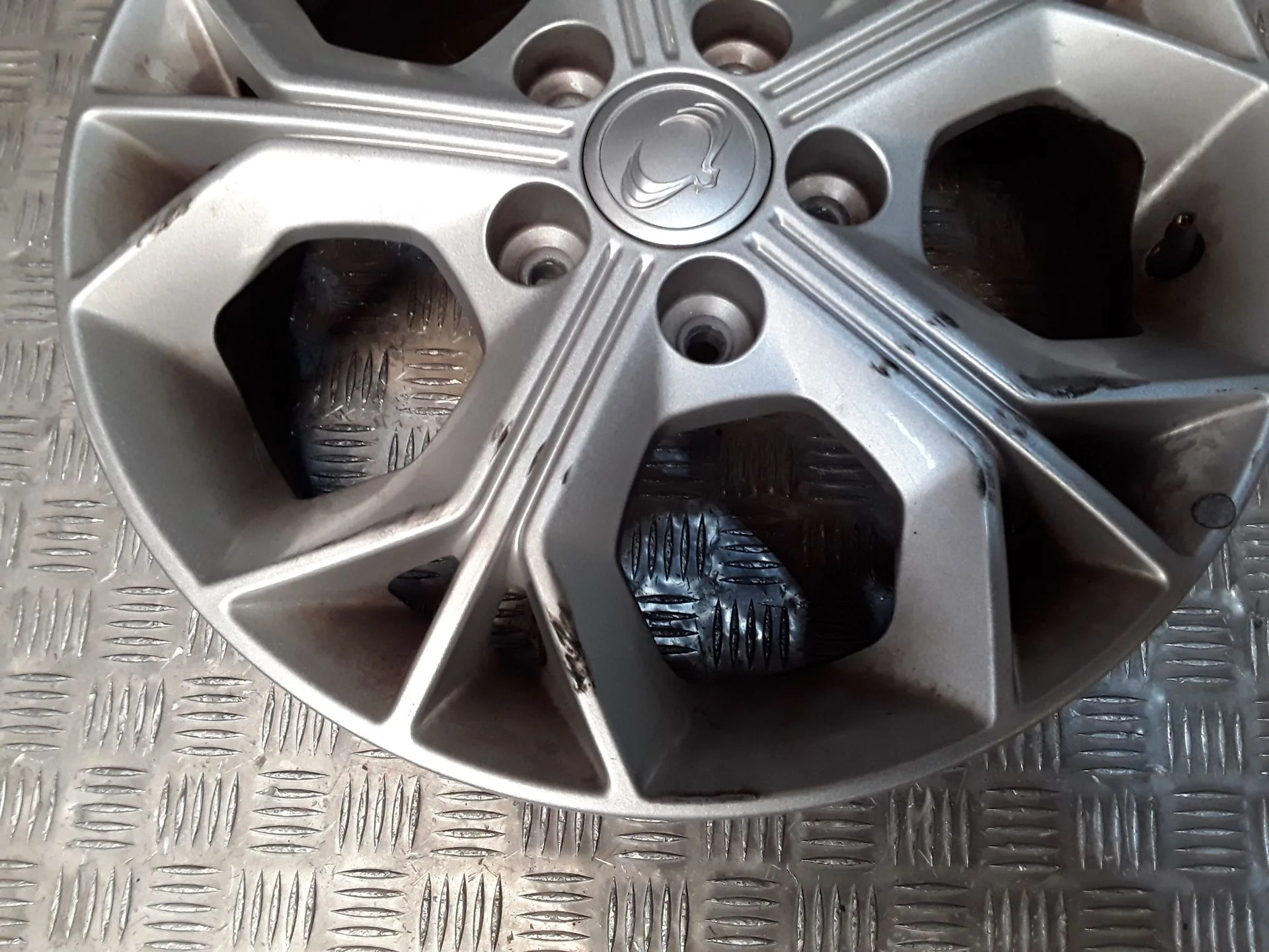 Llanta Aluminio para Ssangyong Tivoli