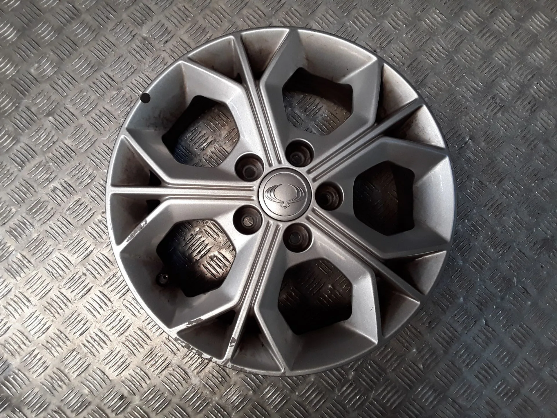Llanta Aluminio para Ssangyong Tivoli