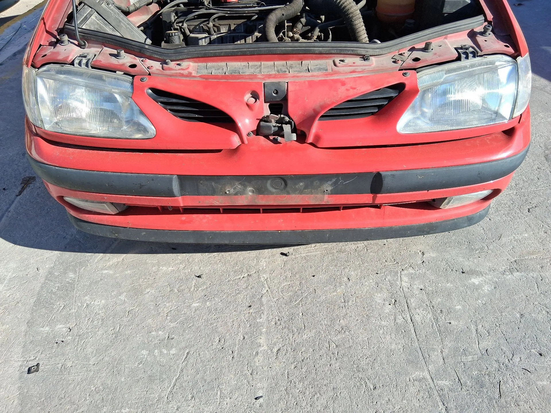 Paragolpes Delantero para Renault Megane I (Ba0/1_)