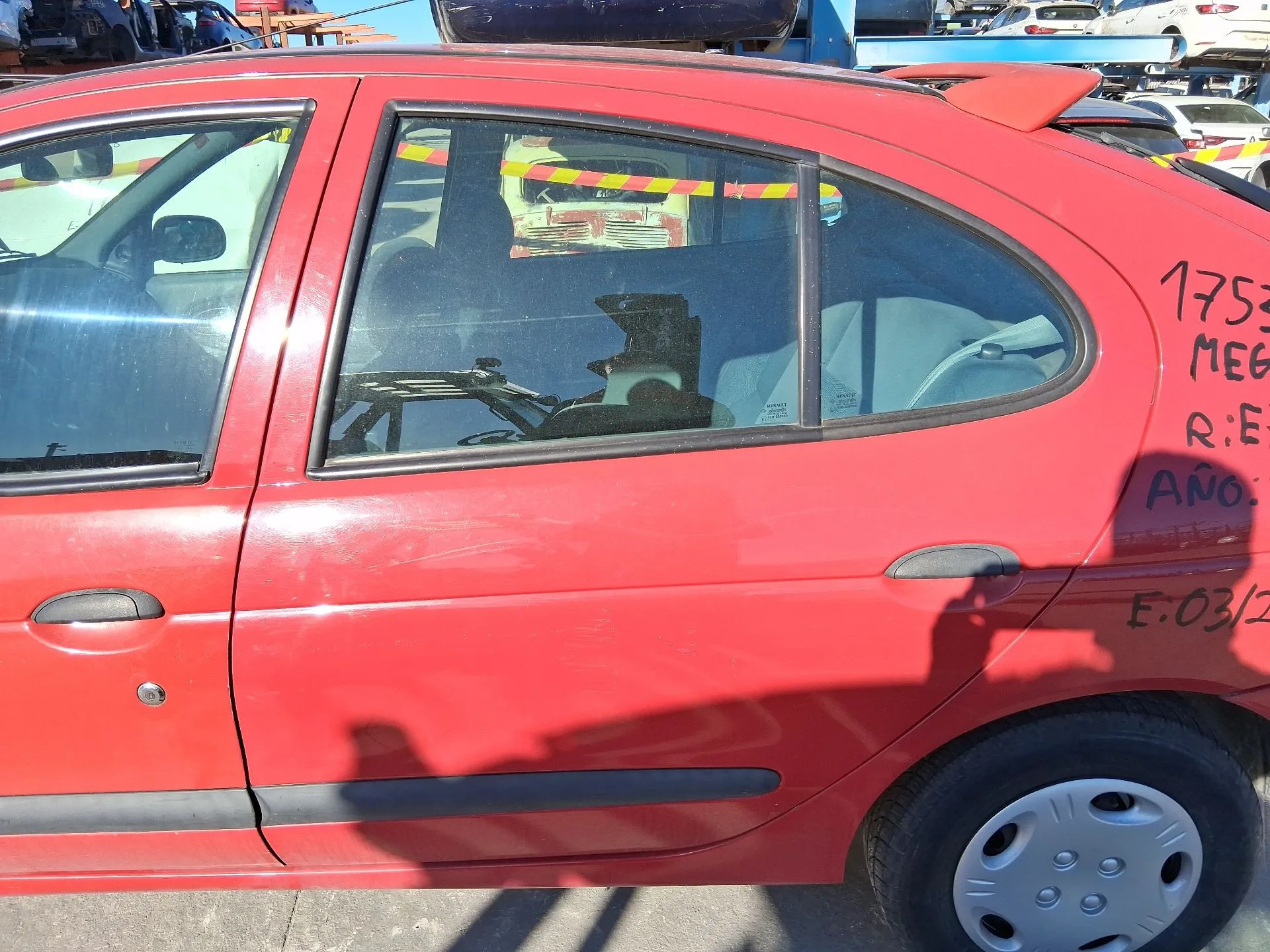 Puerta Trasera Izquierda para Renault Megane I (Ba0/1_)