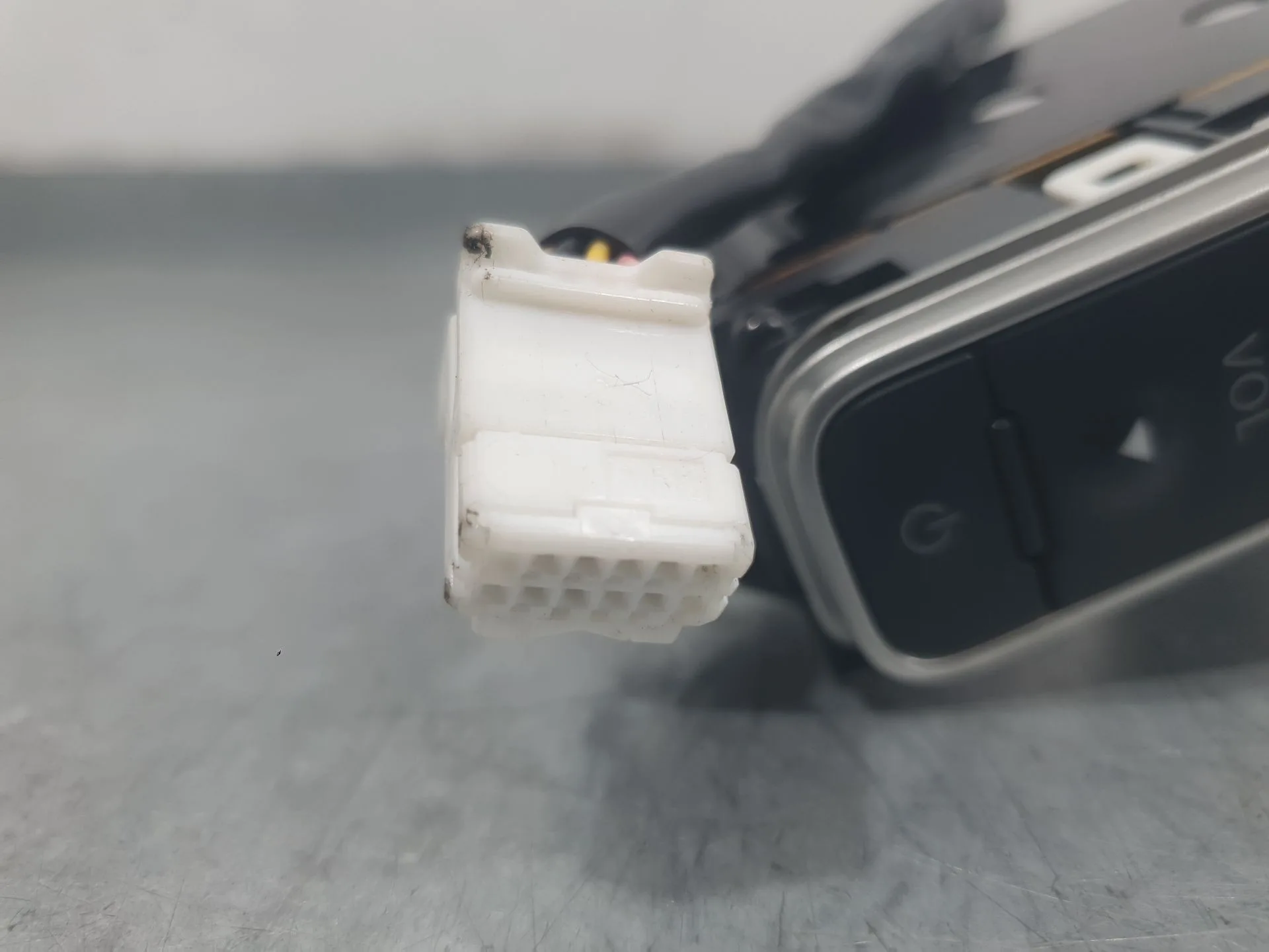 Mando Radio para Nissan Leaf (Ze0)