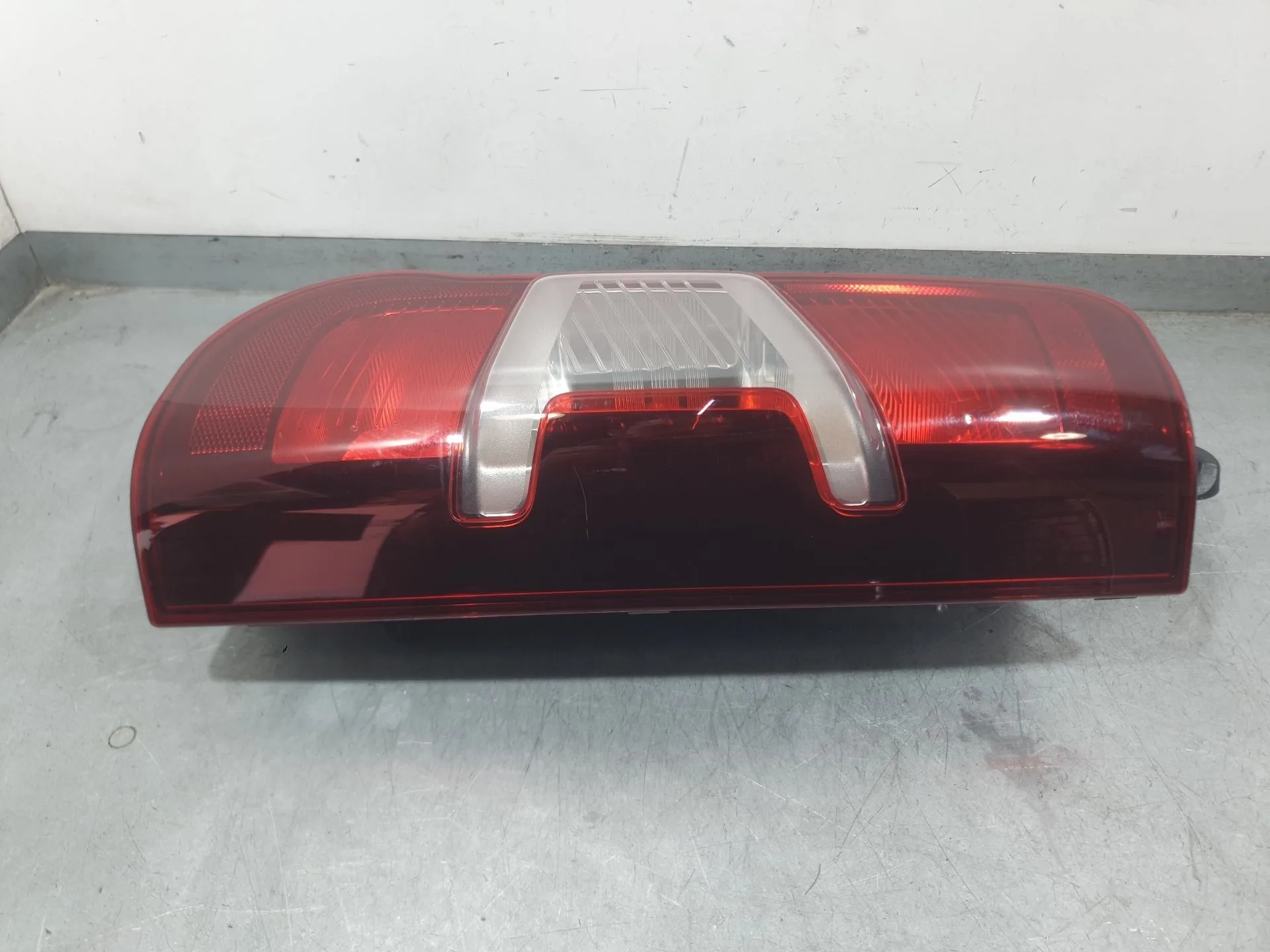 Piloto Trasero Derecho para Citroën Berlingo Furgoneta/Monovolumen (K9)