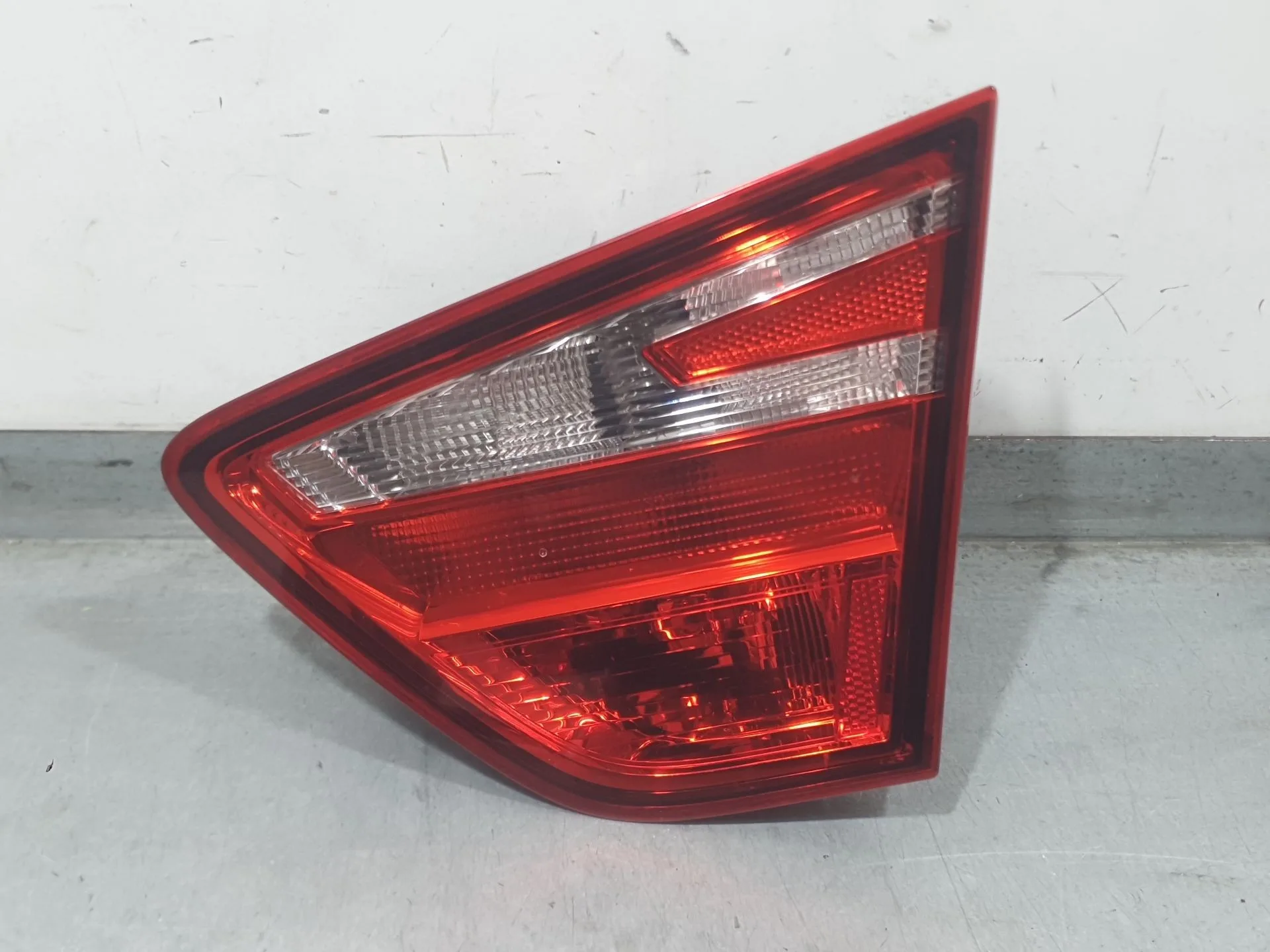 Piloto Trasero Derecho Interior para Seat Toledo Iv (Kg3)