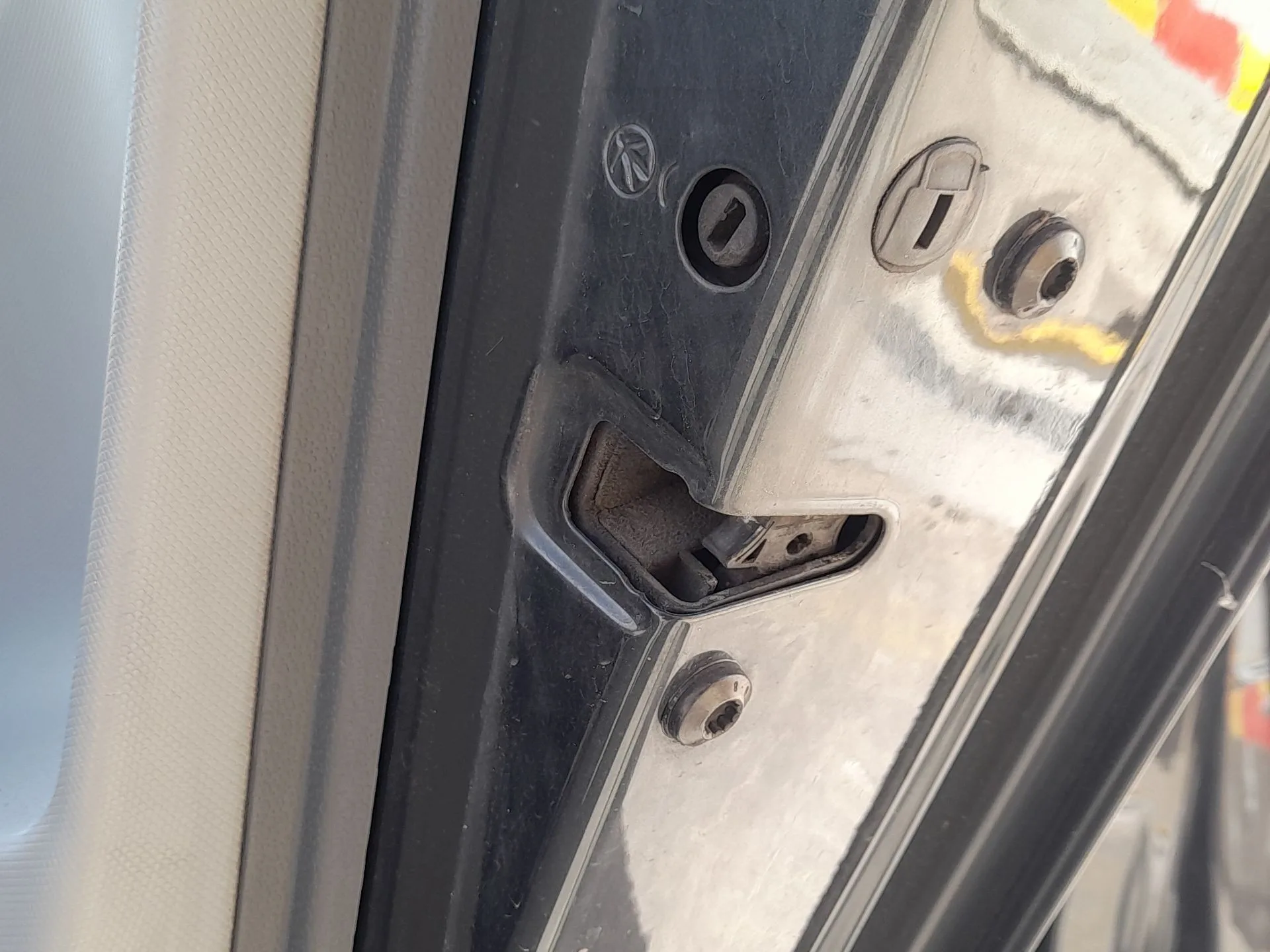 Cerradura Puerta Trasera Derecha para Seat Ibiza Iv (6J5, 6P1)