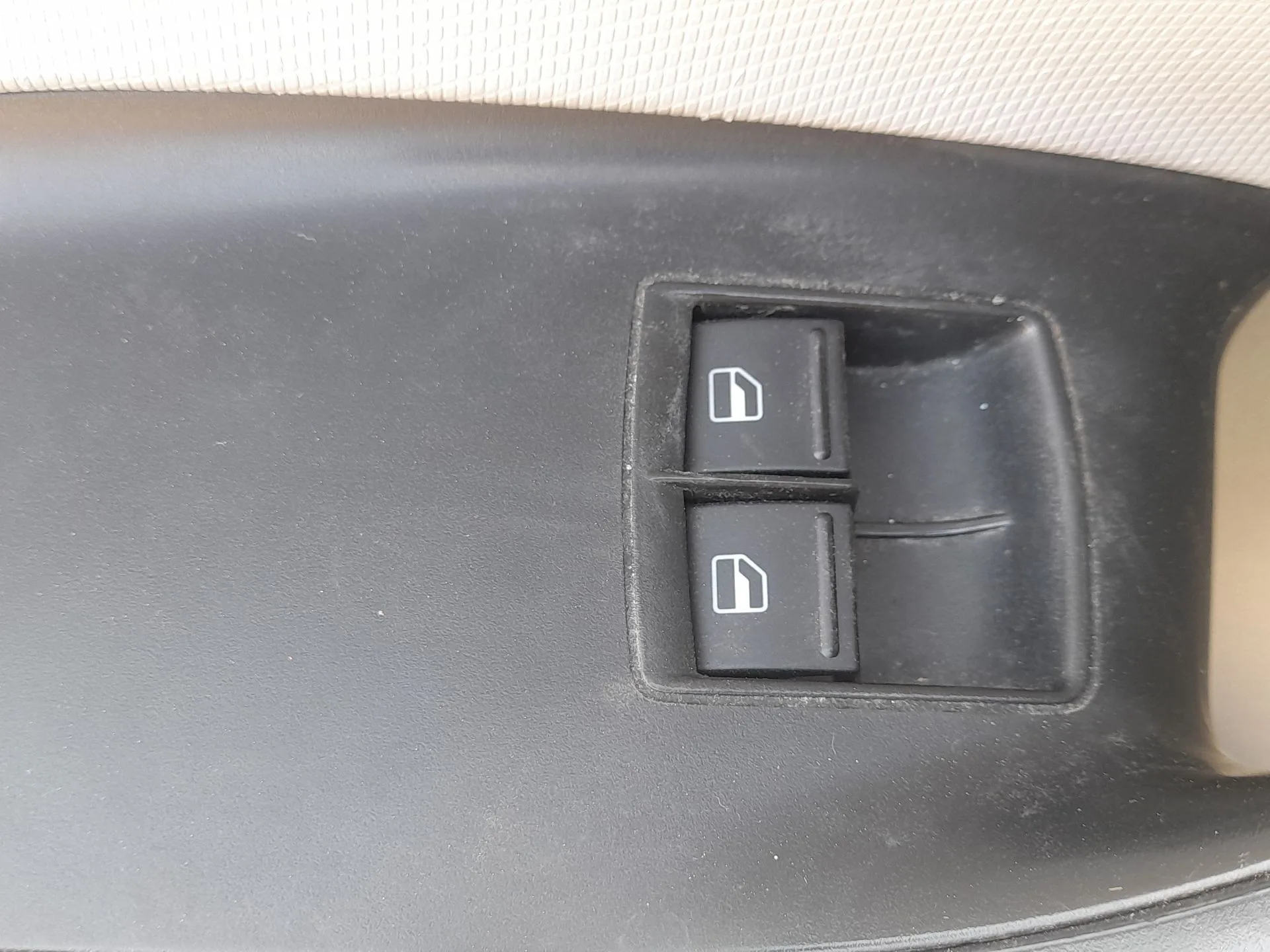 Mando Elevalunas Delantero Izquierdo para Seat Ibiza Iv (6J5, 6P1)