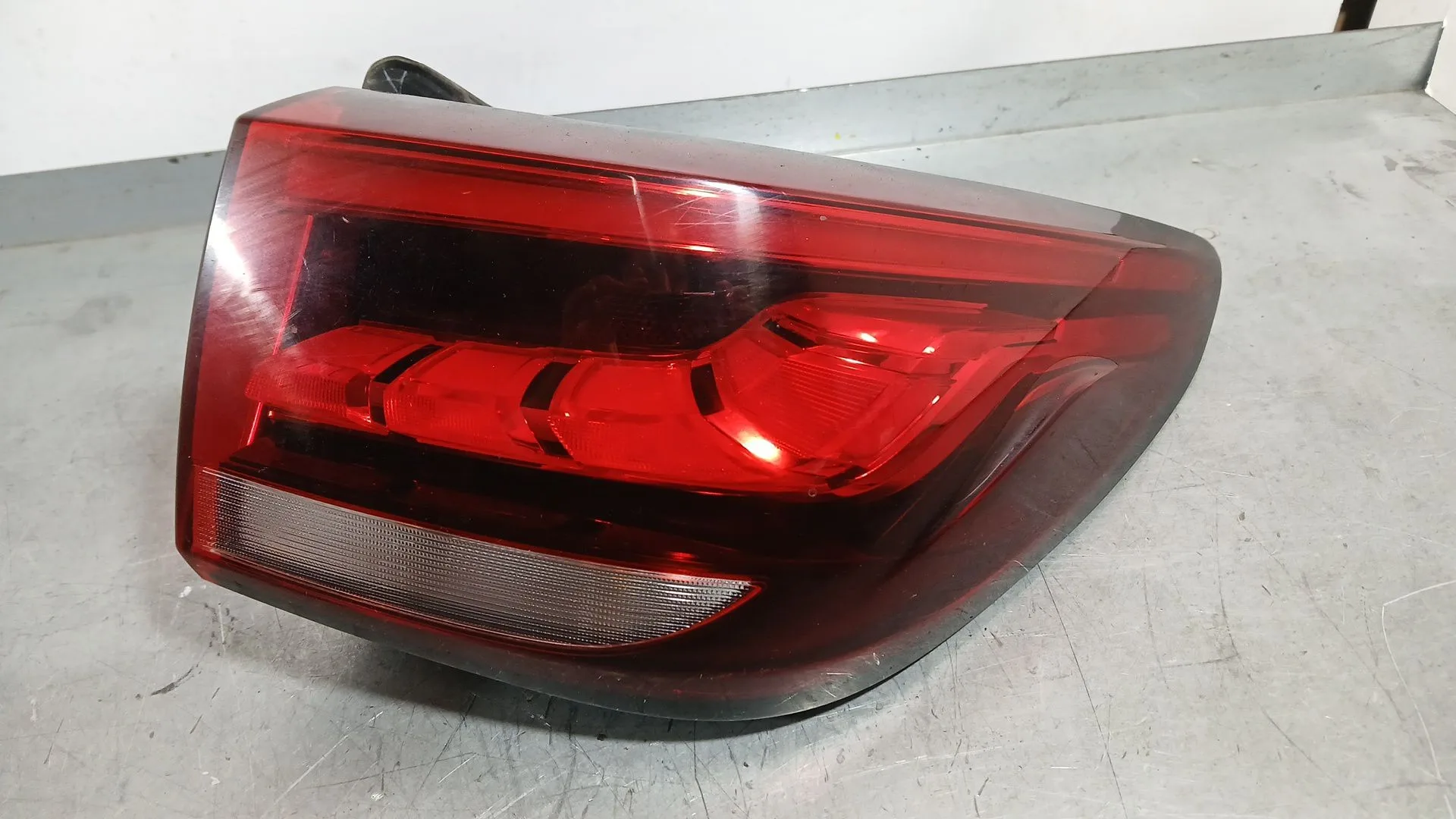 Piloto Trasero Derecho Exterior para Mg Zs Suv (Azs1)