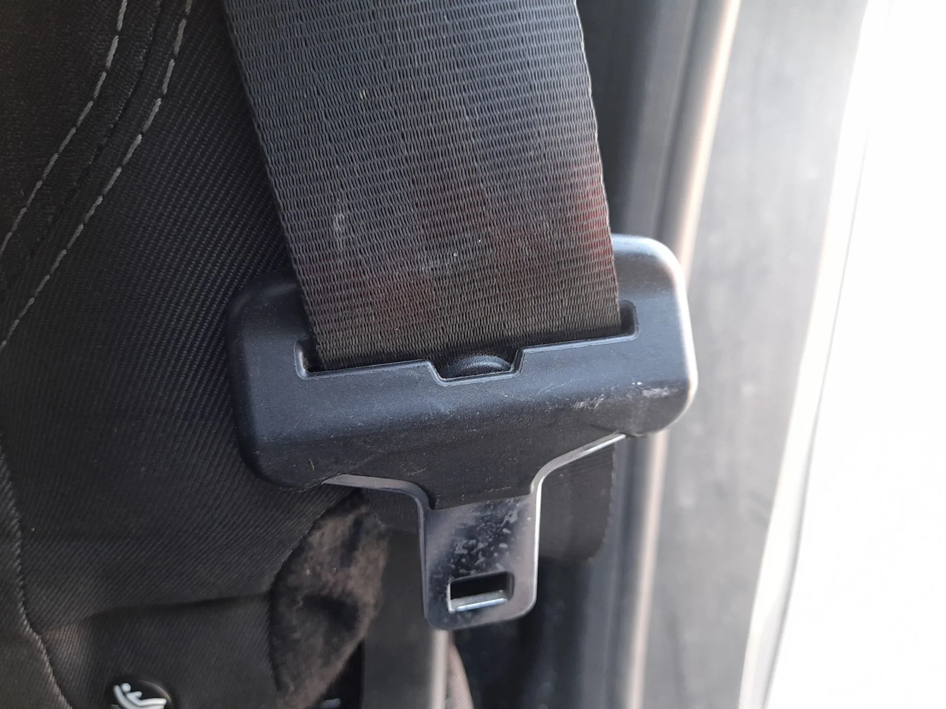Cinturon Seguridad Trasero Derecho para Dacia Lodgy (Js_)