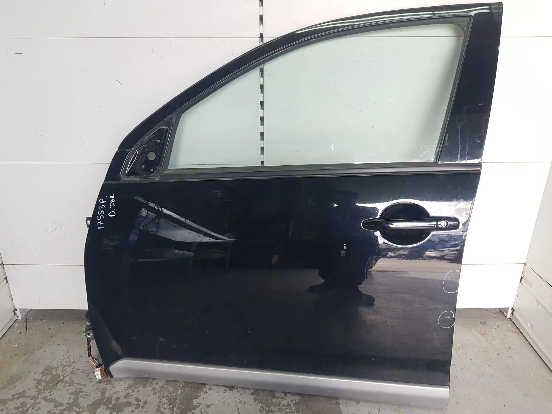 Puerta Delantera Izquierda para Mitsubishi Outlander Ii (Cw_W)