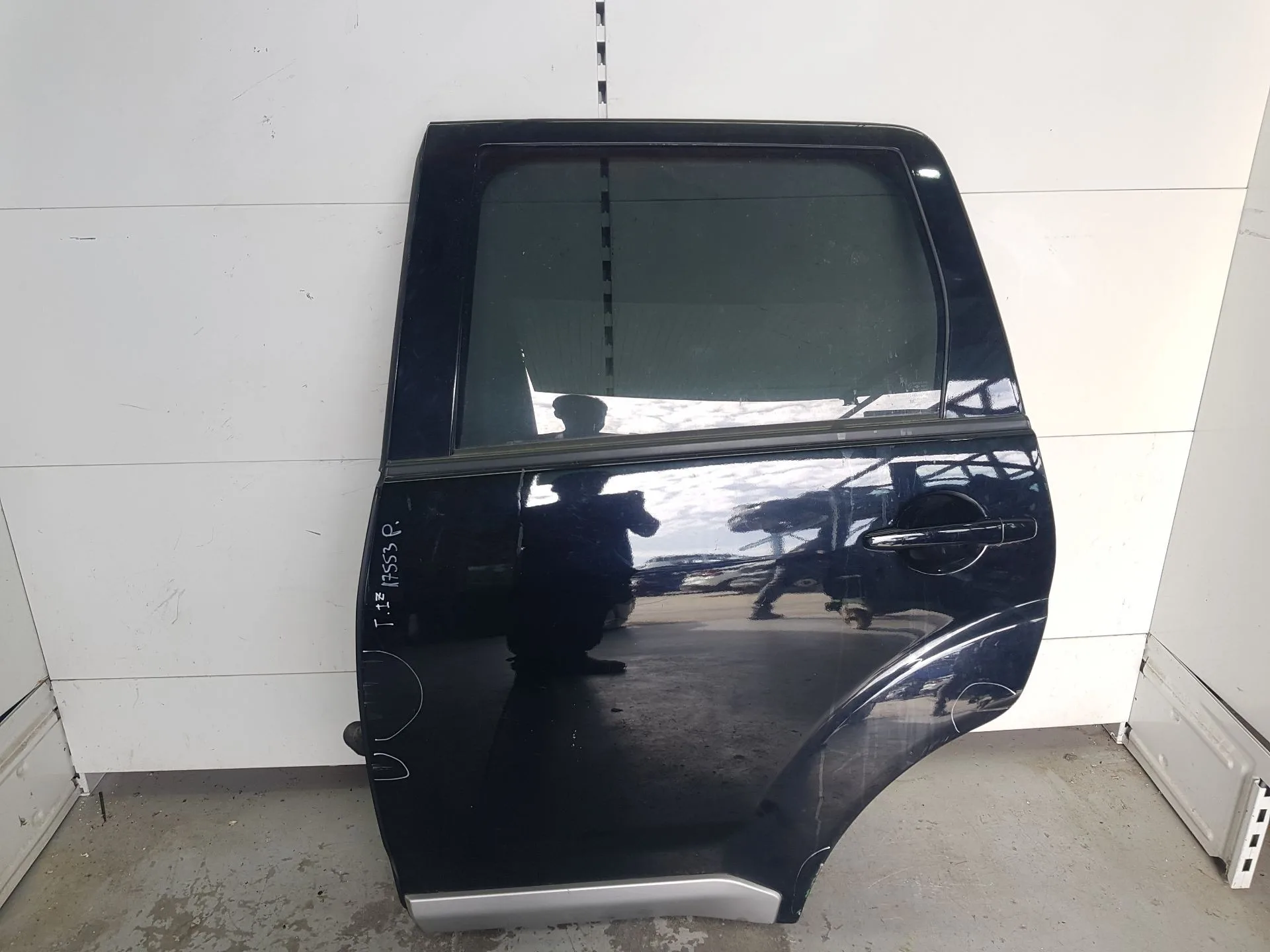 Puerta Trasera Izquierda para Mitsubishi Outlander Ii (Cw_W)