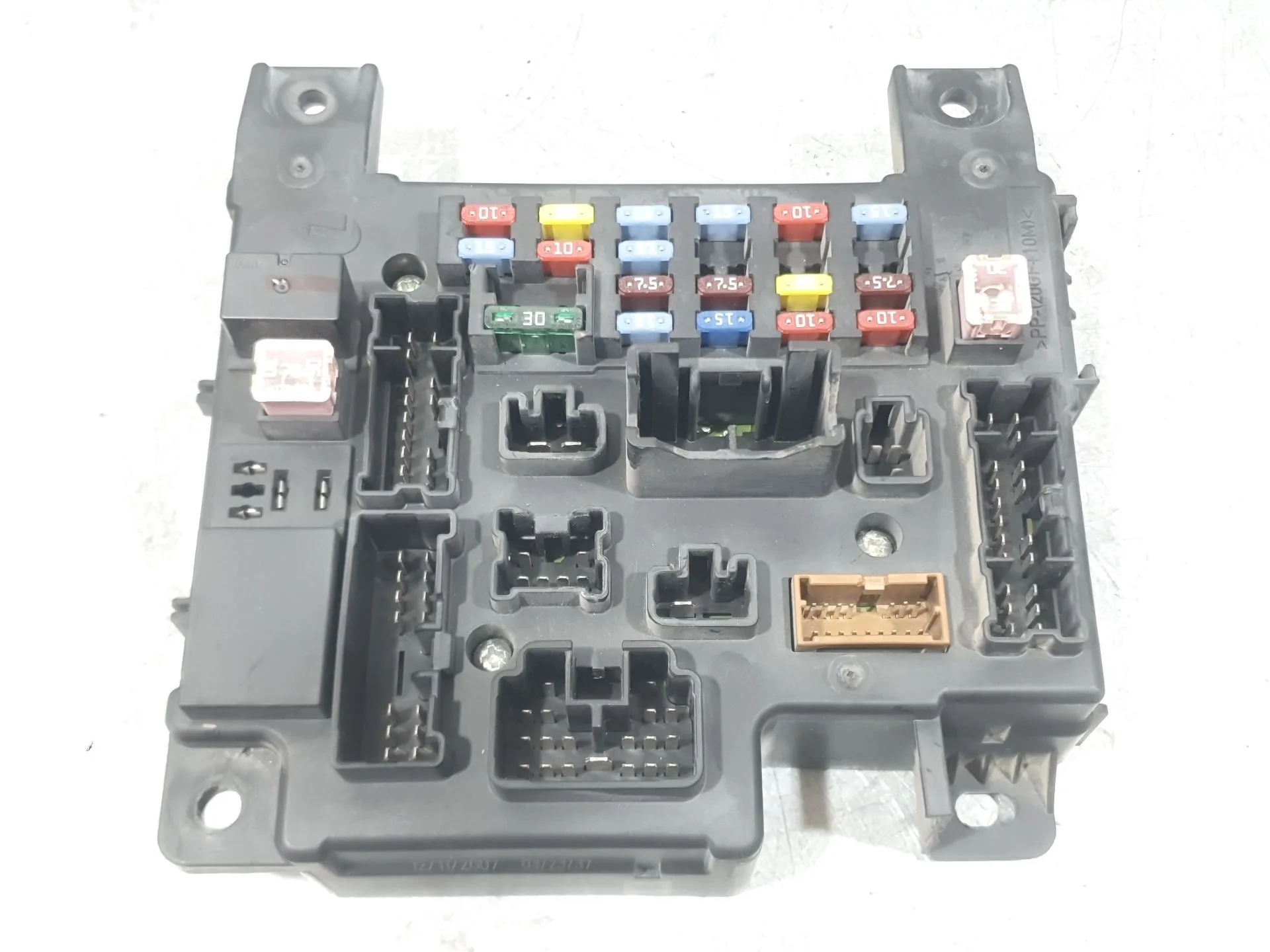 Caja Reles / Fusibles para Mitsubishi Outlander Ii (Cw_W)
