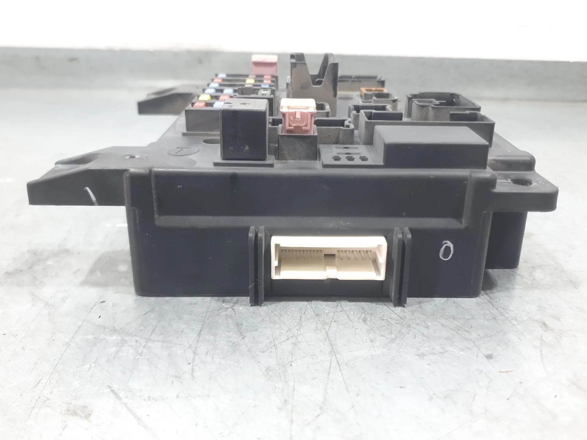 Caja Reles / Fusibles para Mitsubishi Outlander Ii (Cw_W)