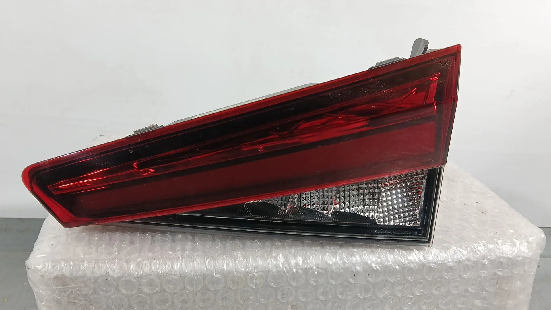 Piloto Trasero Derecho Interior para Skoda Fabia Iv (Pj3)