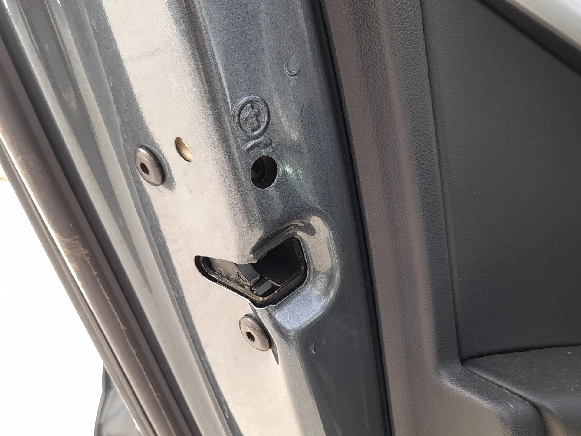 Cerradura Puerta Trasera Izquierda para Skoda Octavia Iii (5E3, Nl3, Nr3)
