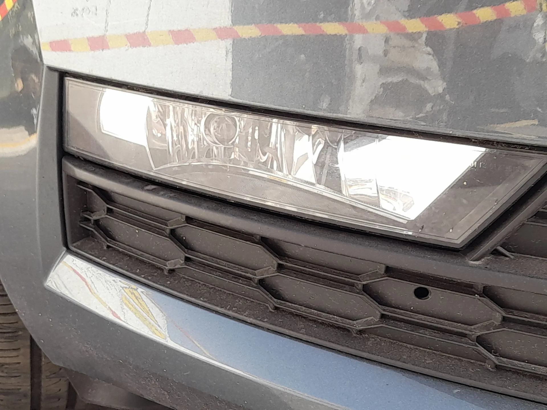 Faro Antiniebla Derecho para Skoda Octavia Iii (5E3, Nl3, Nr3)