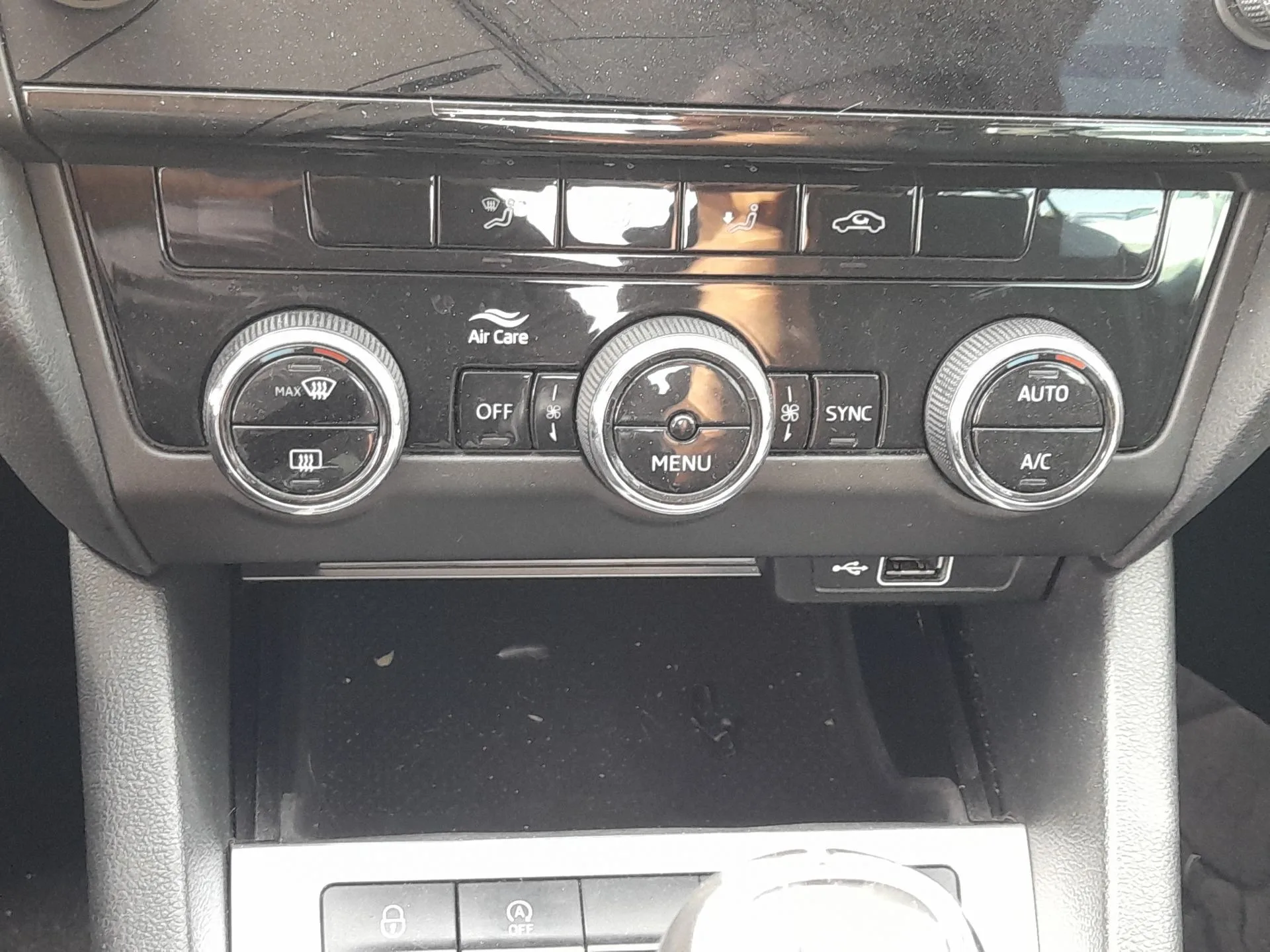 Mando Climatizador para Skoda Octavia Iii (5E3, Nl3, Nr3)
