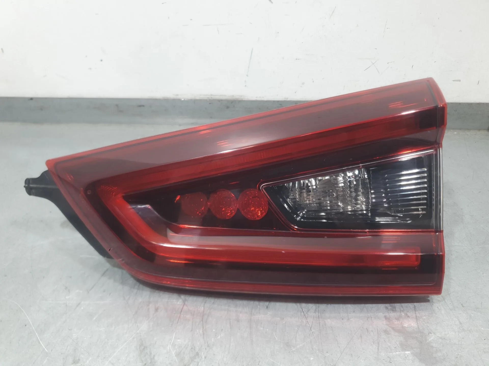 Piloto Trasero Derecho Interior para Nissan Qashqai Ii (J11, J11_)