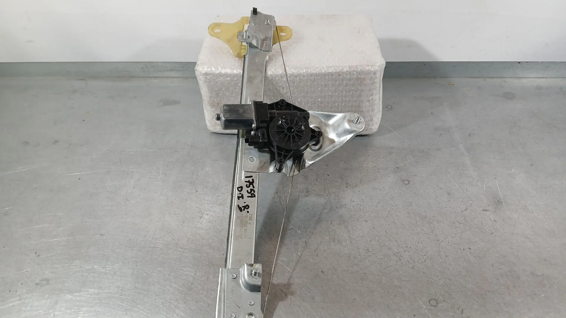 Elevalunas Delantero Izquierdo para Dacia Duster (Hm_)