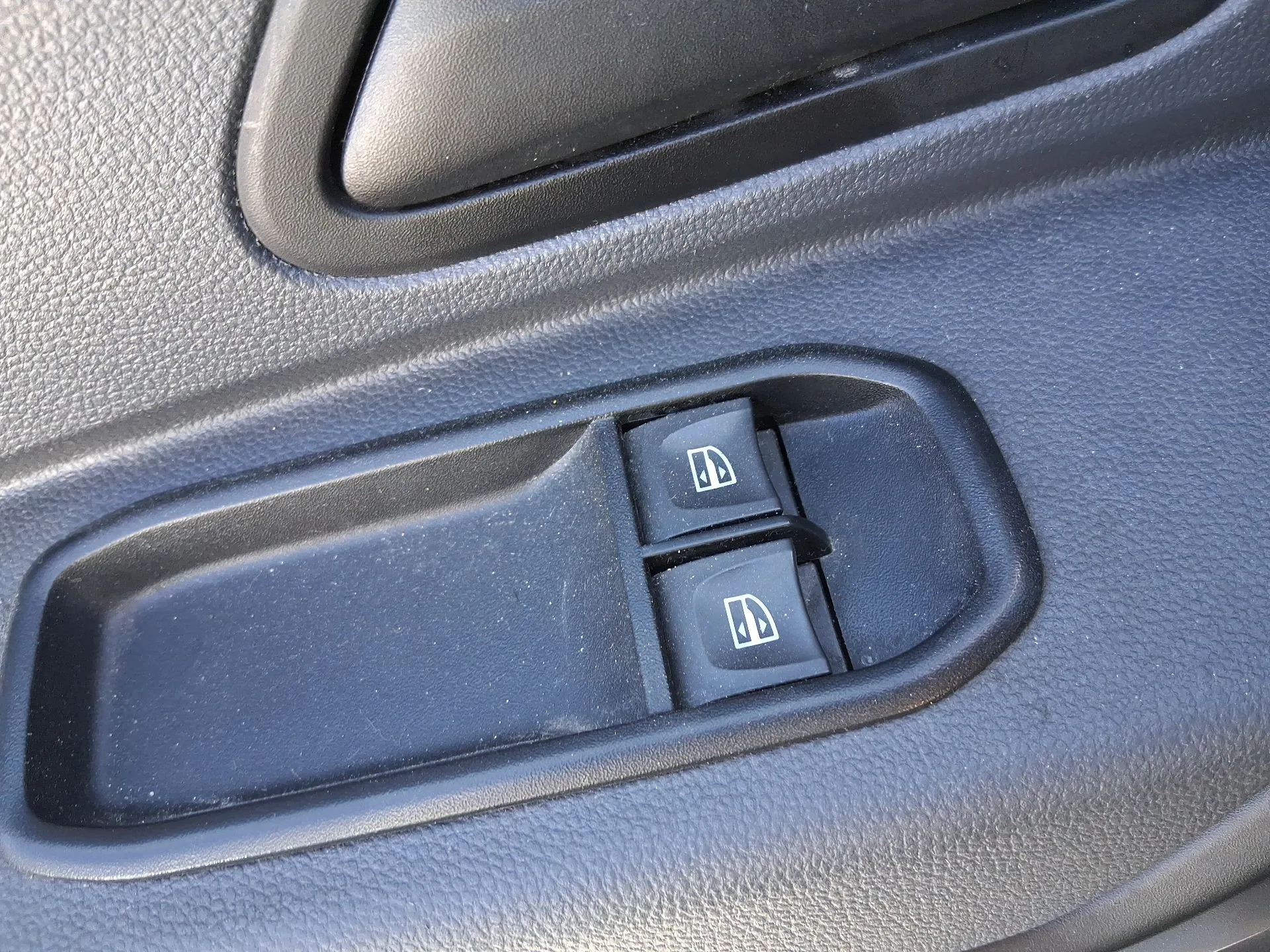 Mando Elevalunas Delantero Izquierdo para Dacia Duster (Hm_)
