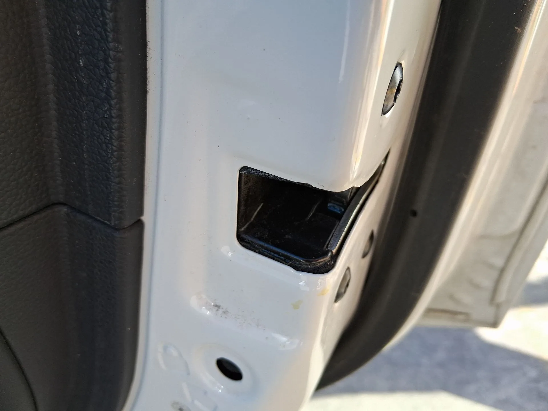 Cerradura Puerta Trasera Derecha para Ssangyong Tivoli