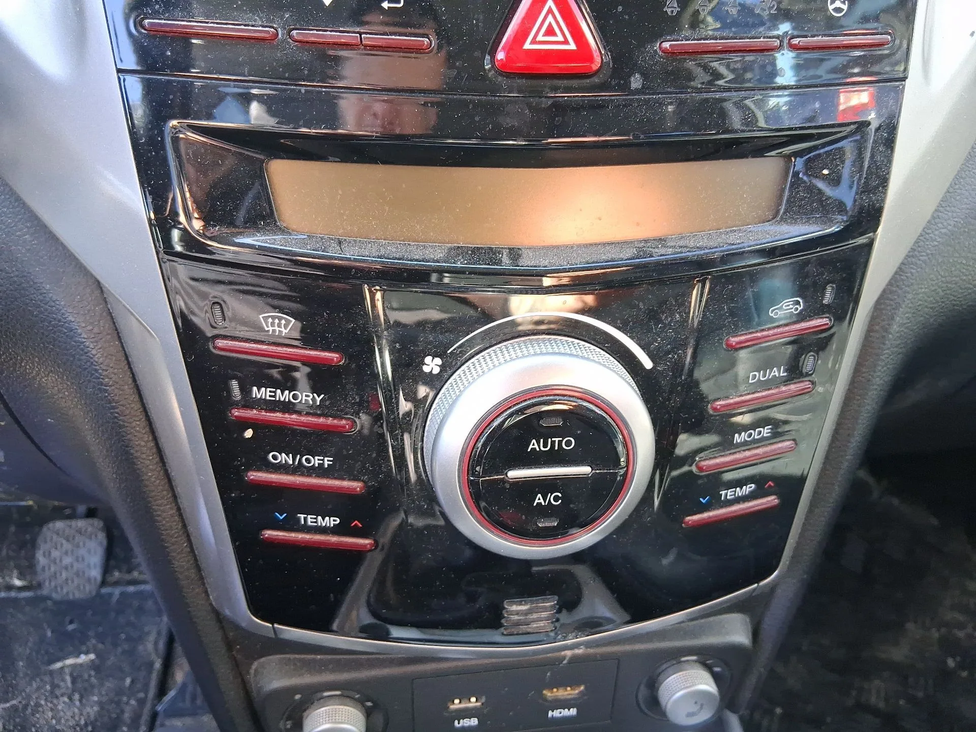 Mando Climatizador para Ssangyong Tivoli